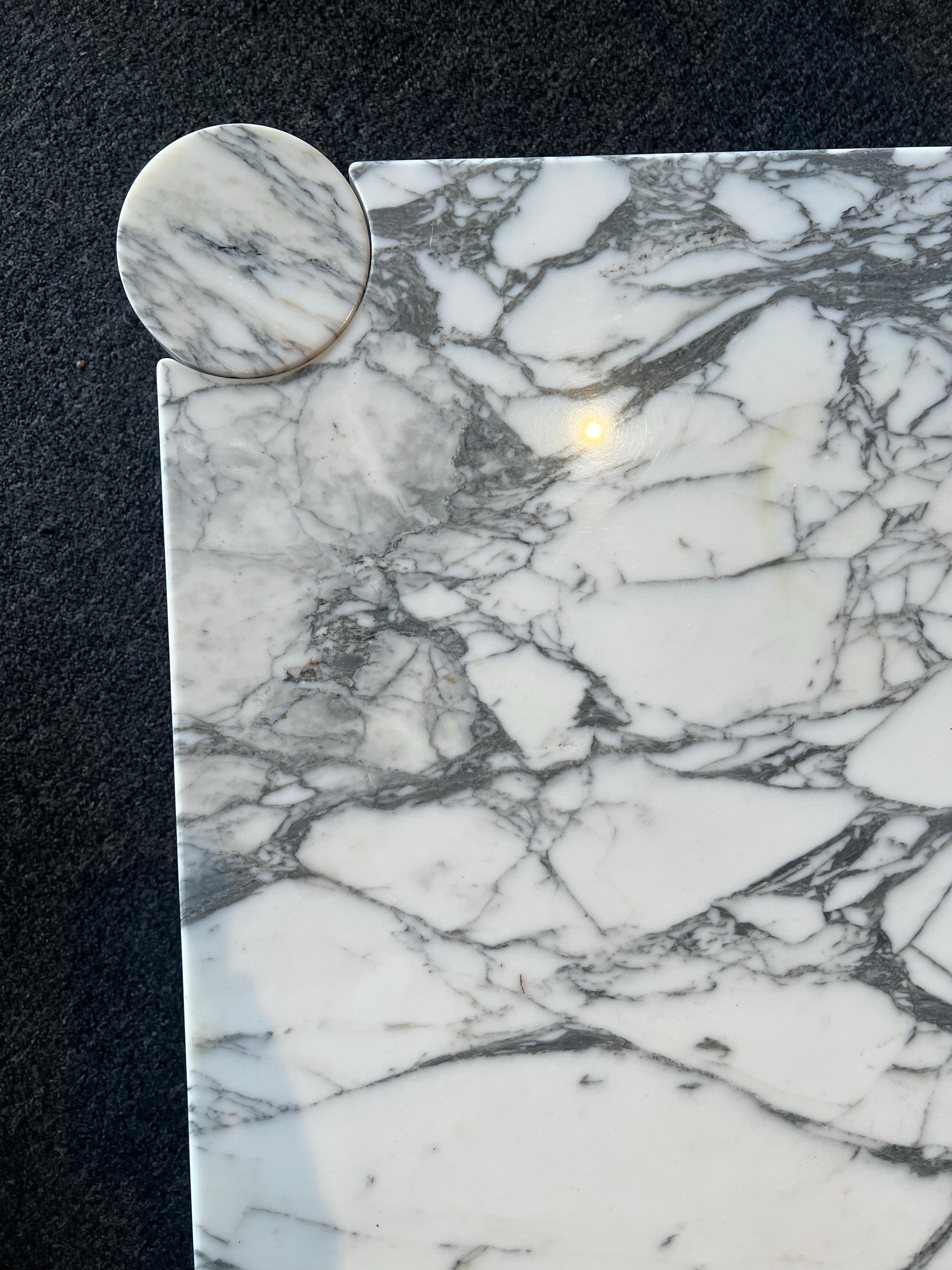Gae Aulenti for Knoll, Rare ‘Jumbo’ Coffee Table in Arabescato Marble For Sale 2