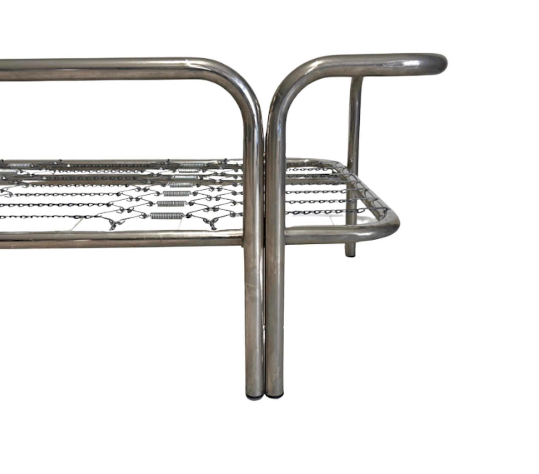 Gae Aulenti for Poltronova 'Locus Solus' day bed in chromed steel In Good Condition For Sale In Argelato, BO
