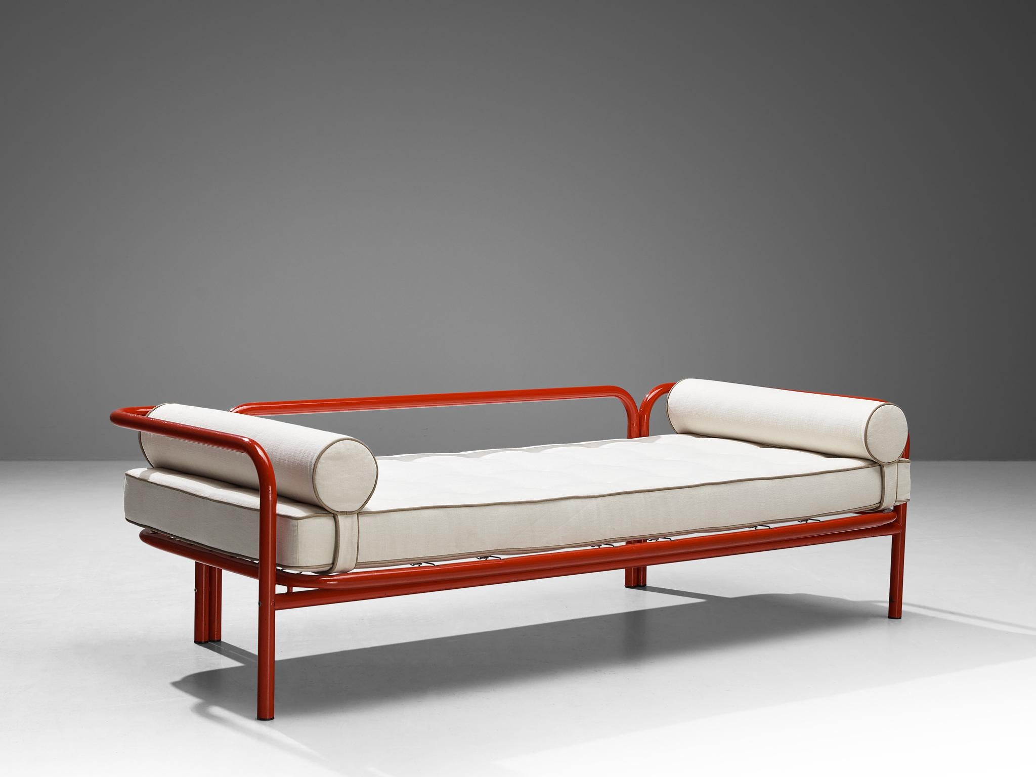 Gae Aulenti for Poltronova 'Locus Solus' Daybed in Red Steel  In Good Condition In Waalwijk, NL