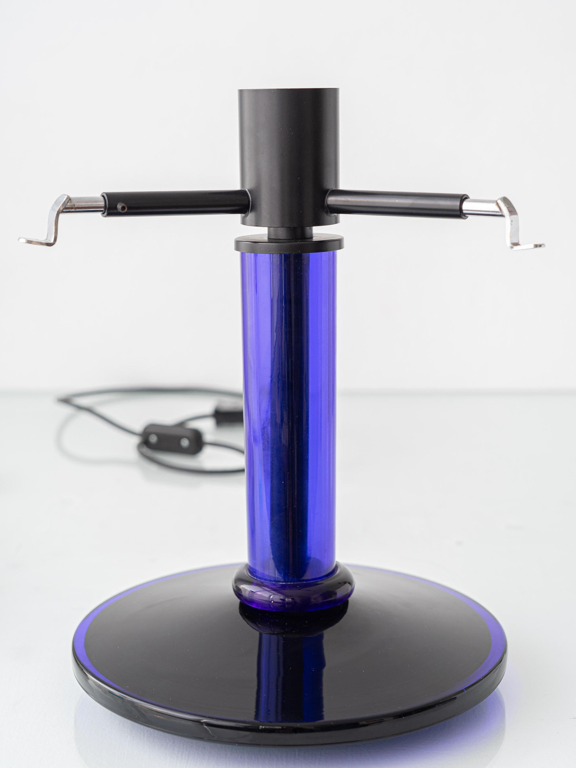 Gae Aulenti para Vistosi Lámpara de sobremesa de cristal de Murano, 