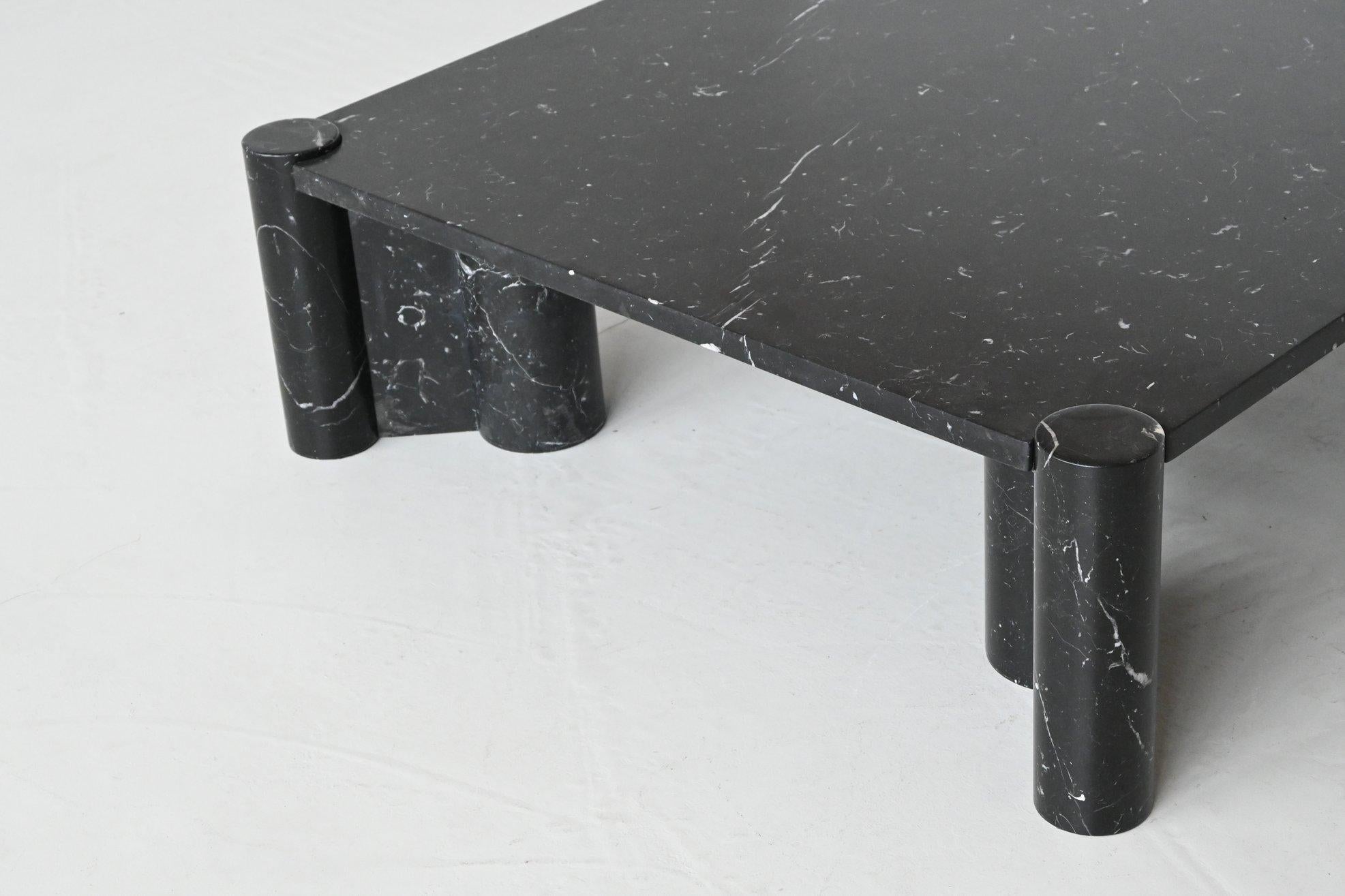 Gae Aulenti Jumbo coffee table black marble Knoll International Italy 1965 In Good Condition For Sale In Etten-Leur, NL