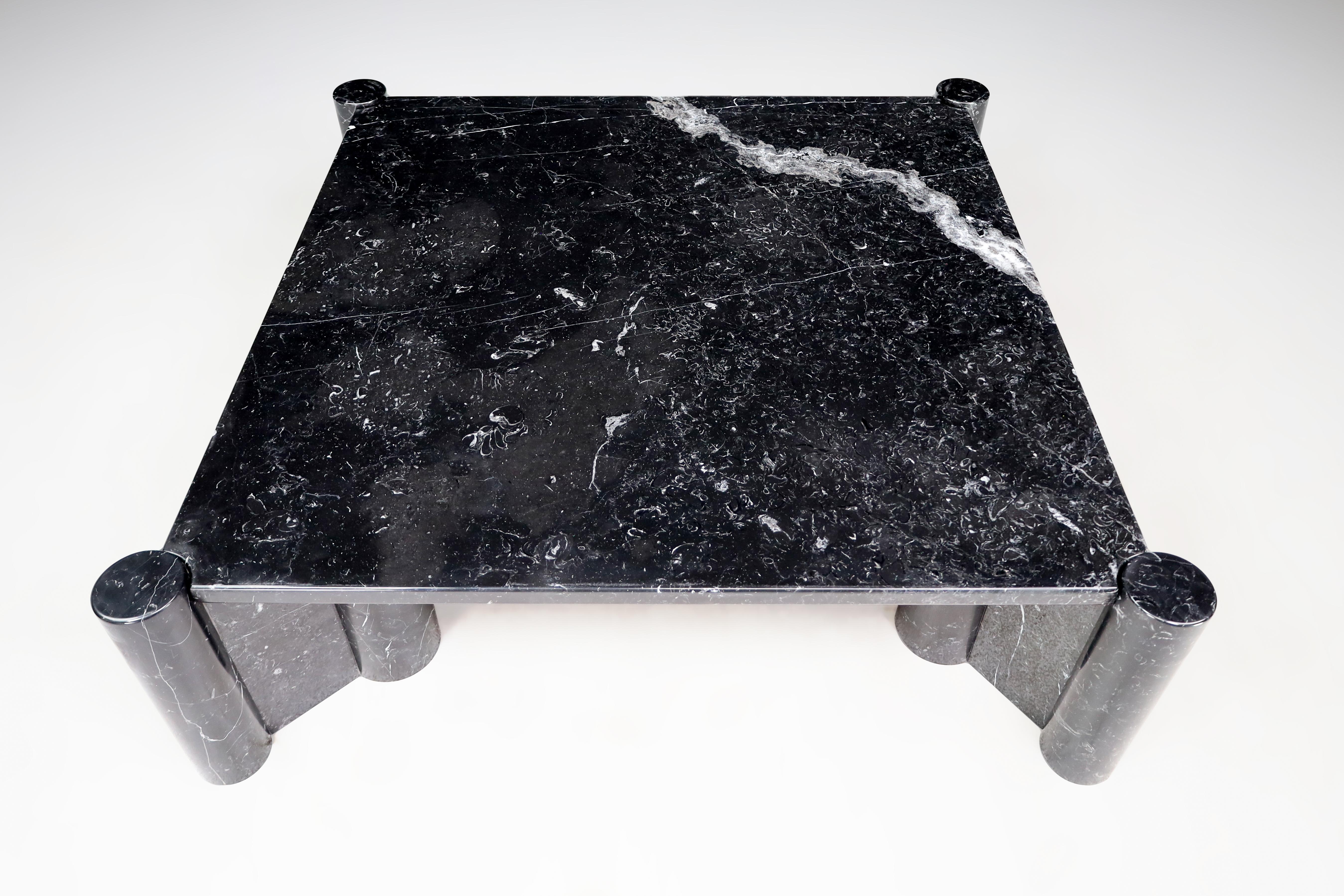 Gae Aulenti Jumbo Coffee Table for Knoll in Black Marquina Marble, Italy 1970s   2