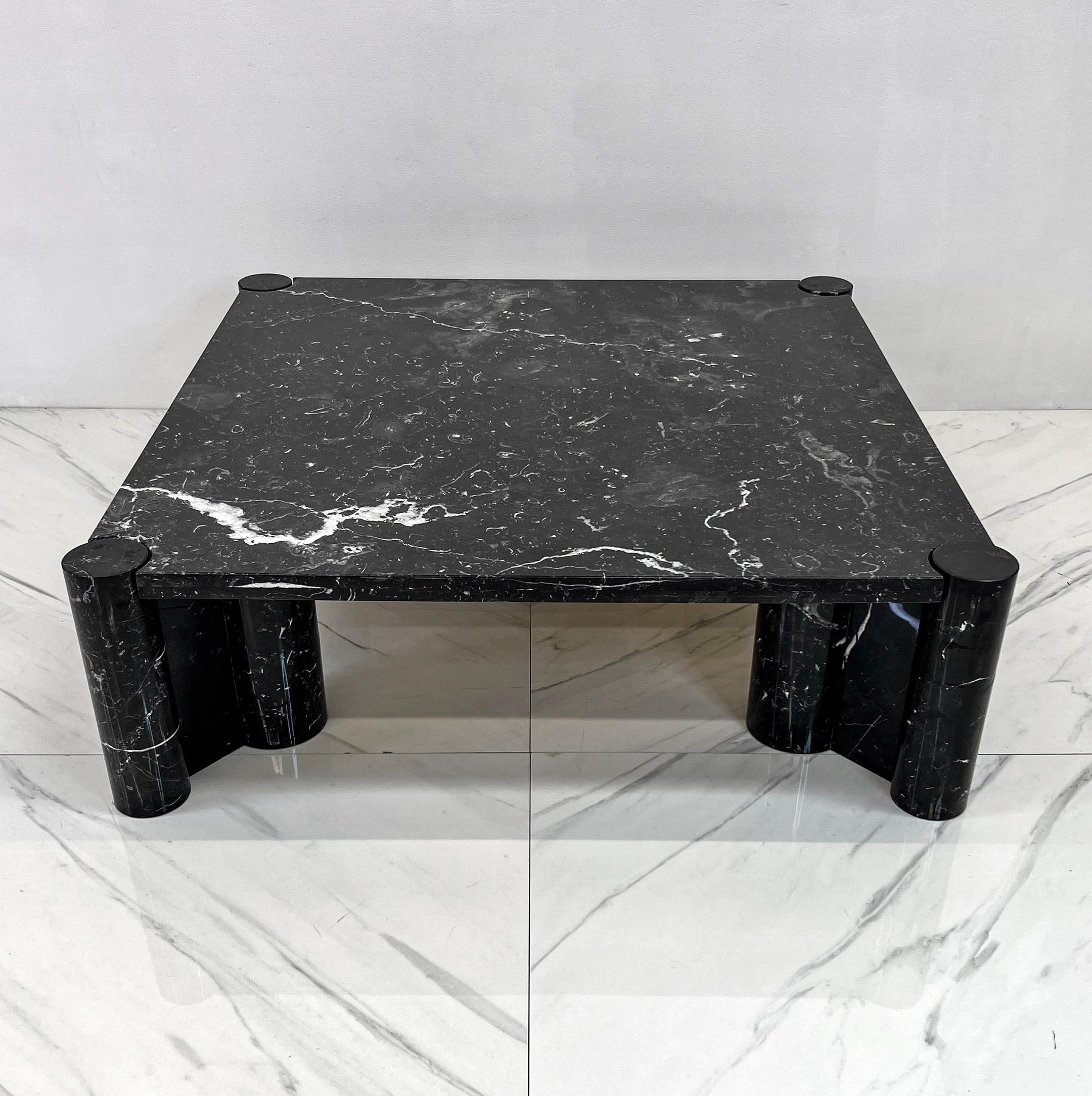 italien Table basse Jumbo de Gae Aulenti pour Knoll en marbre Nero Marquina en vente
