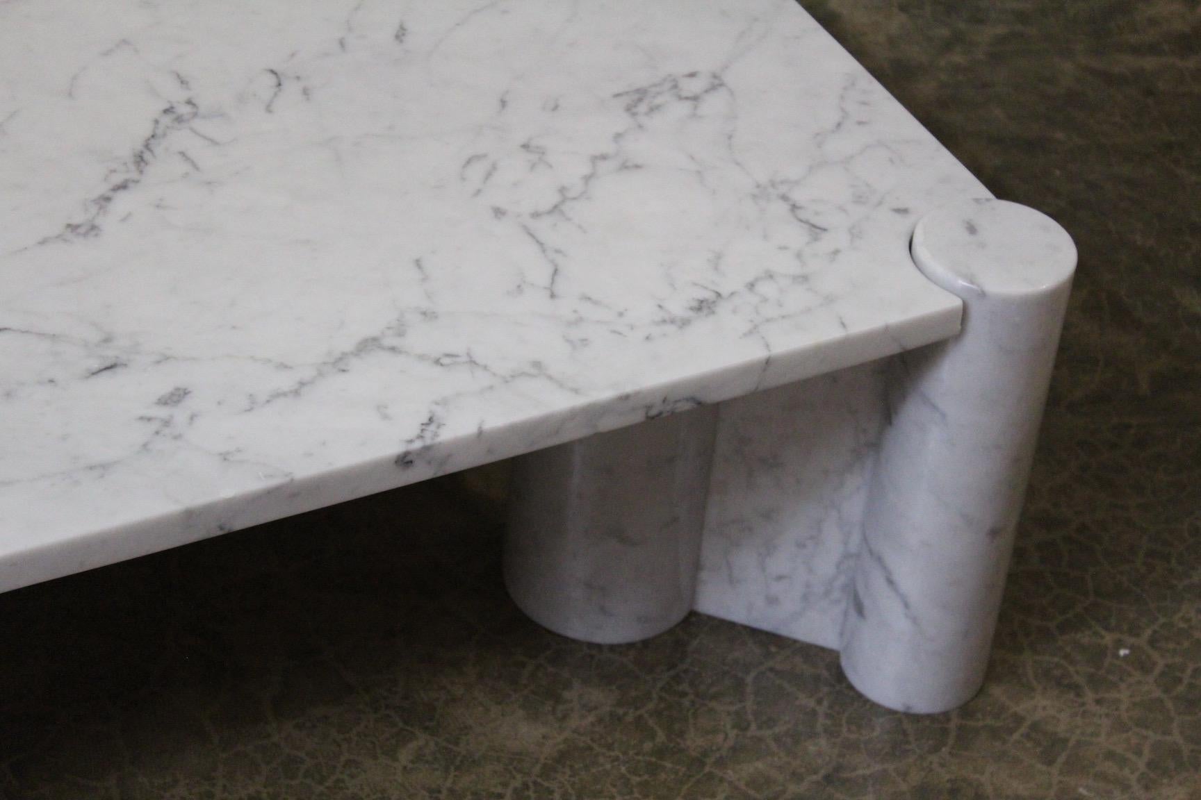 Mid-20th Century Gae Aulenti 'Jumbo' Coffee Table in Carrara Marble