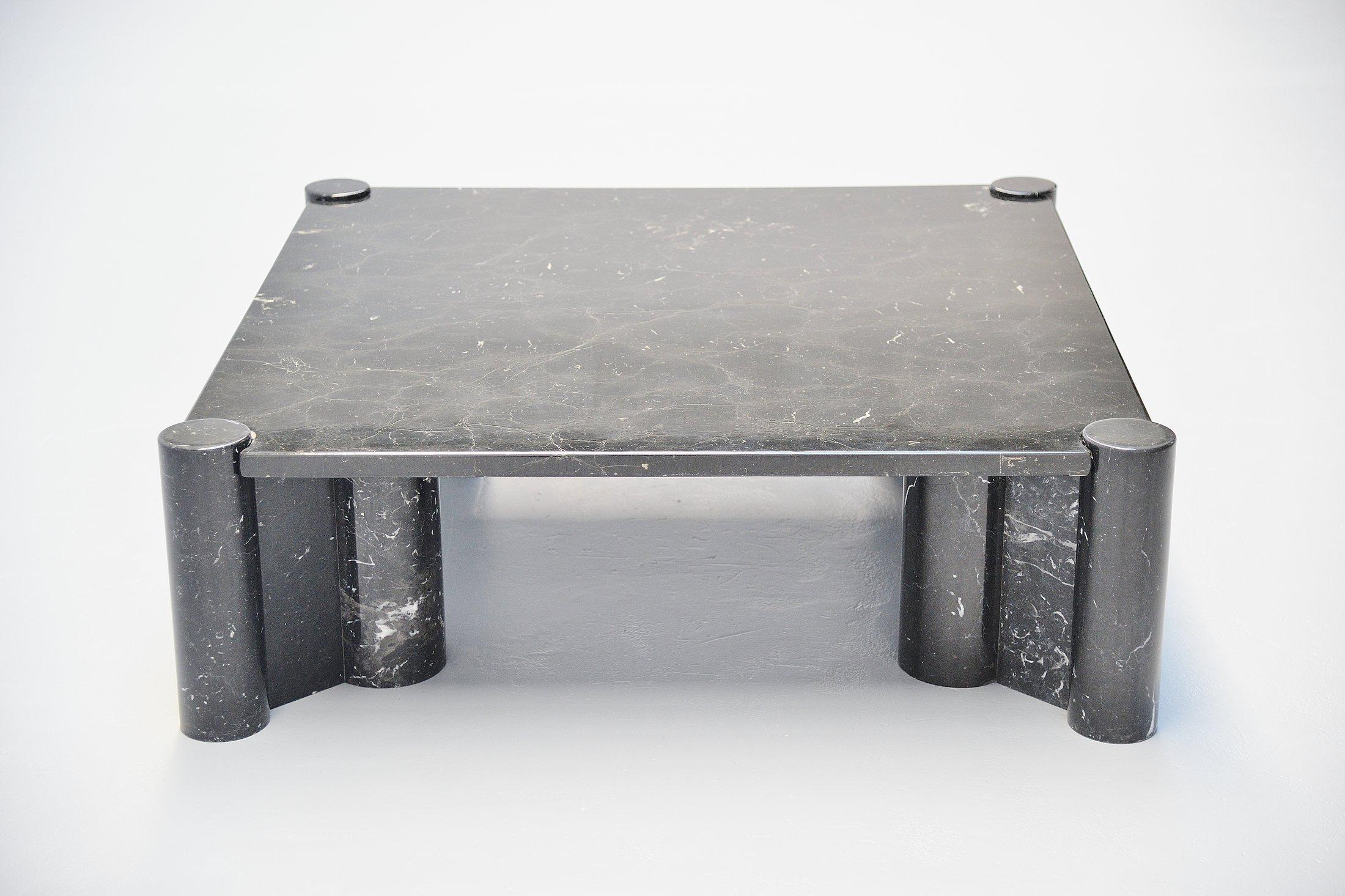 Stunning and early edition 'Jumbo' coffee table designed by Gae Aulenti and manufactured by Knoll International, Italy, 1965. This example was made in stunning black marquina marble with white veins. The table is in very good original condition