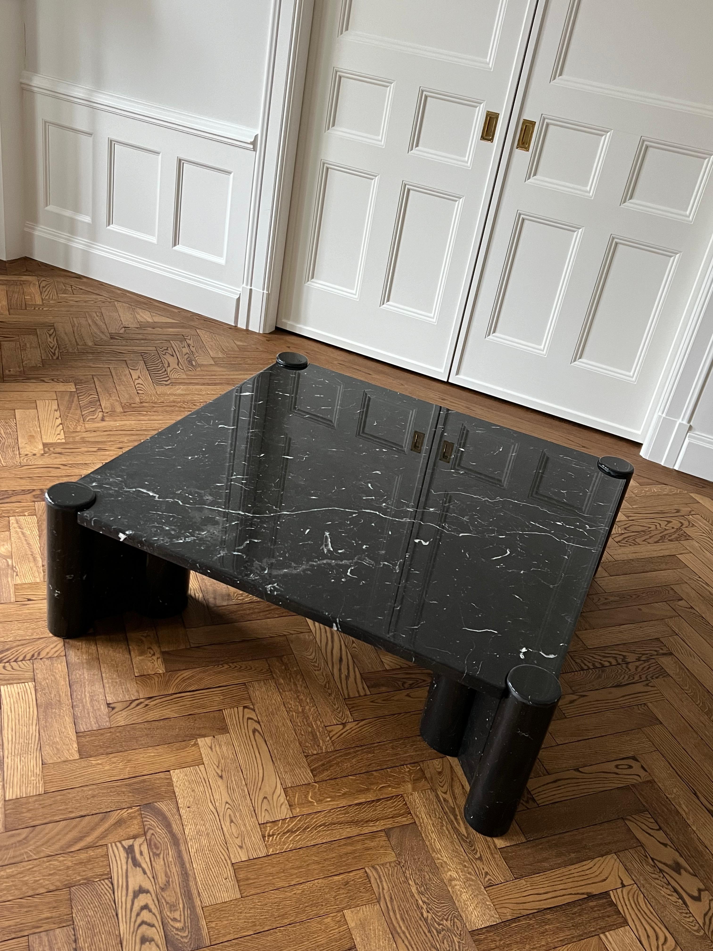 Mid-Century Modern Gae Aulenti, Jumbo coffee table, Knoll International 1965