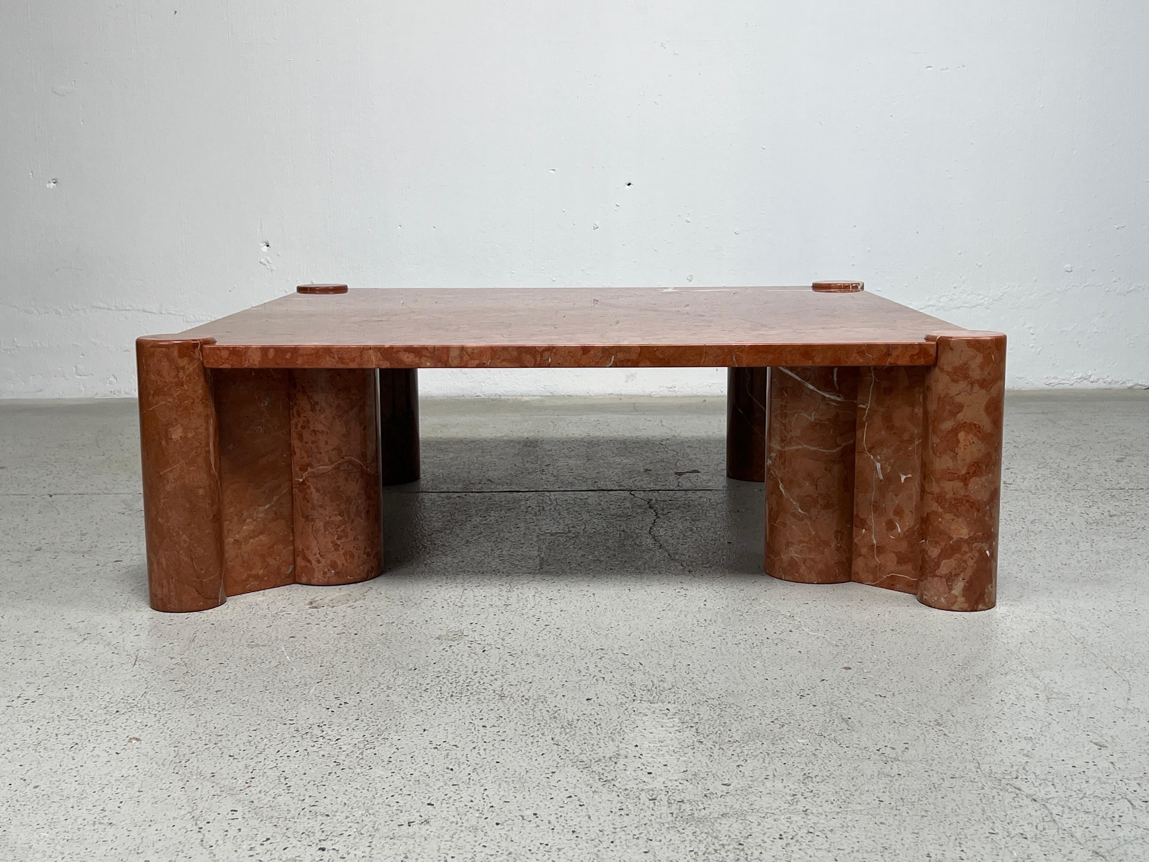 Gae Aulenti 'Jumbo' Marble Coffee Table for Knoll In Good Condition In Dallas, TX