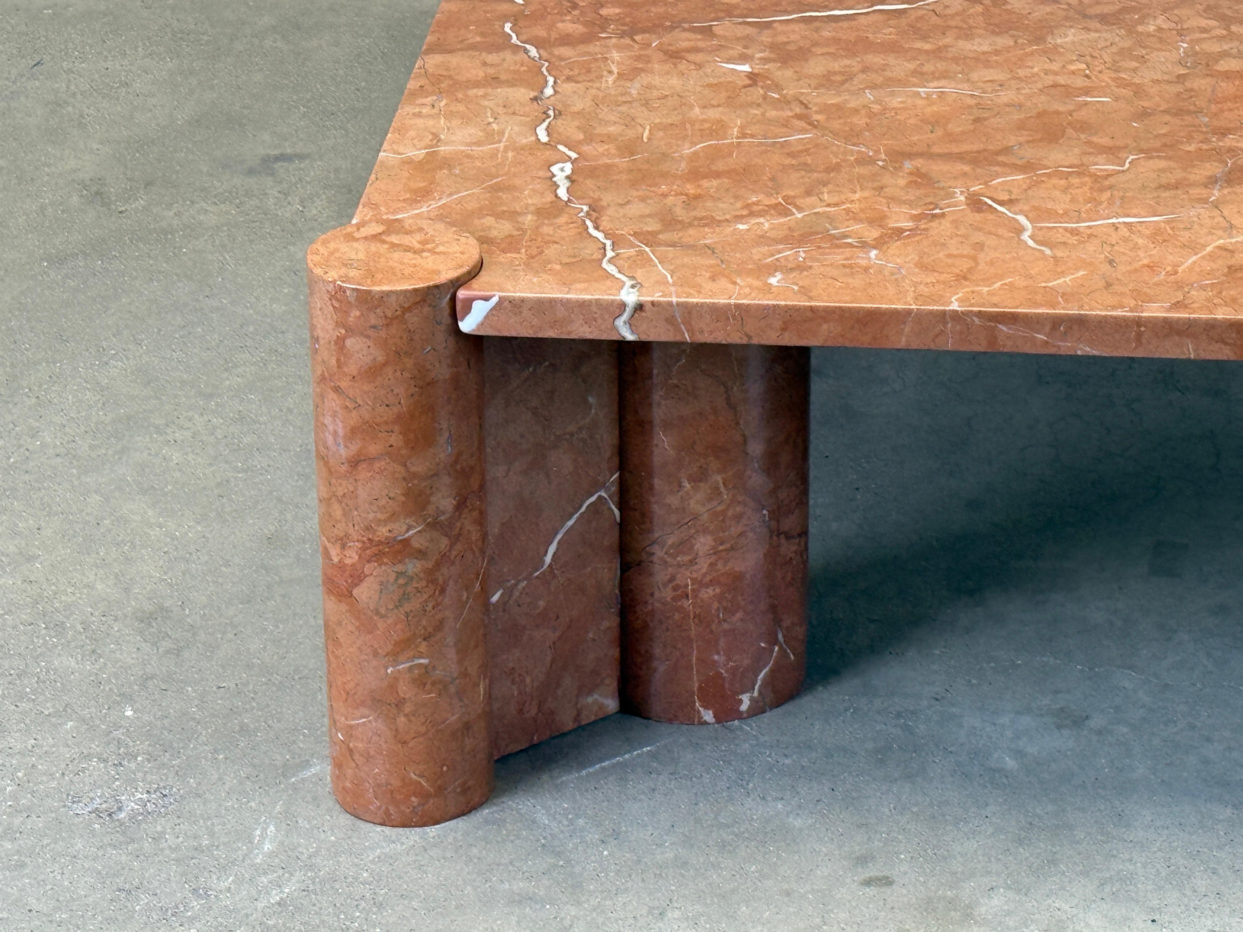 Marbre Table basse Jumbo de Gae Aulenti pour Knoll en vente