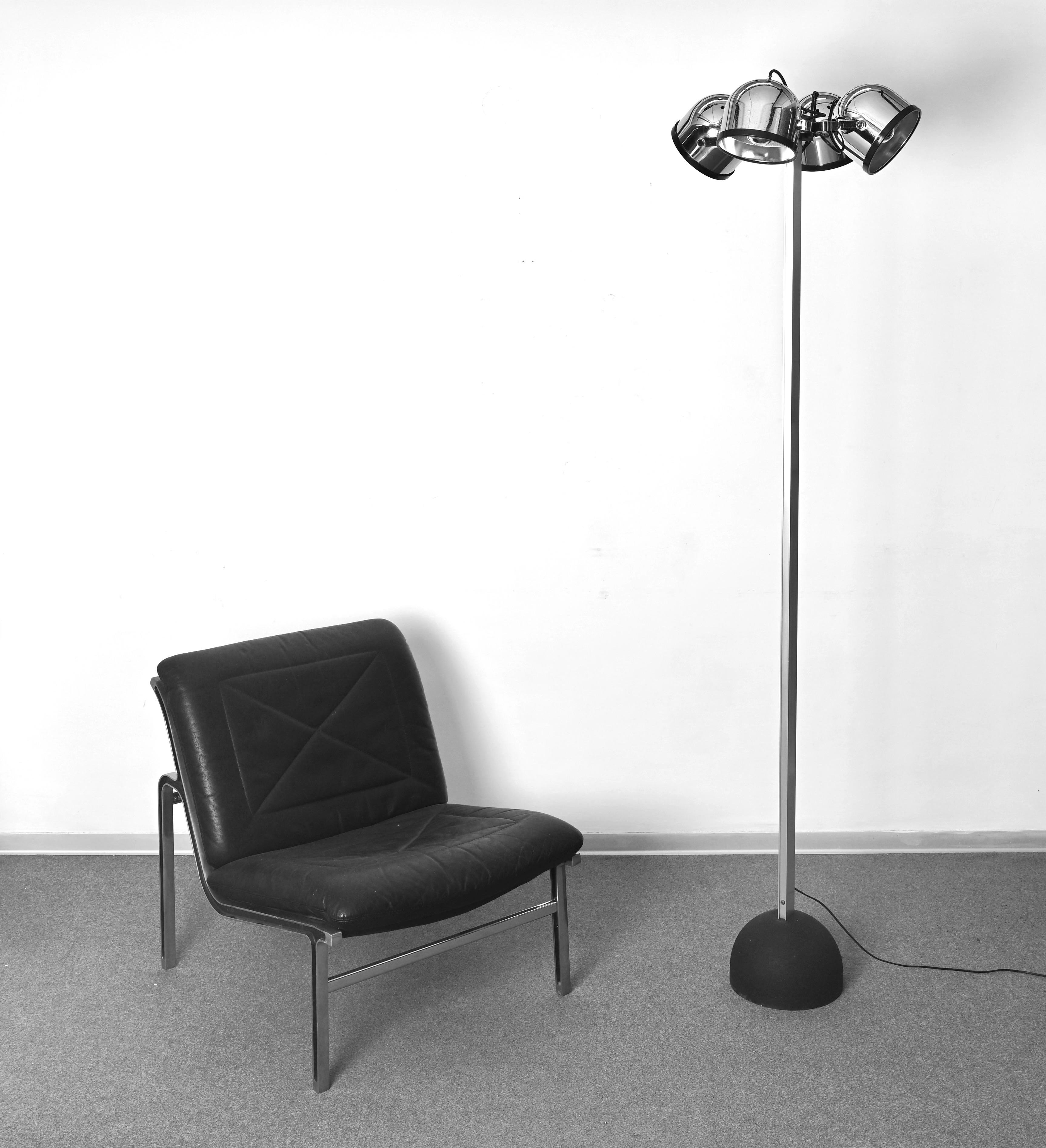 Late 20th Century Gae Aulenti & Livio Castiglioni Trepiù Floor Lamp for Stilnovo, Italy 1970s For Sale