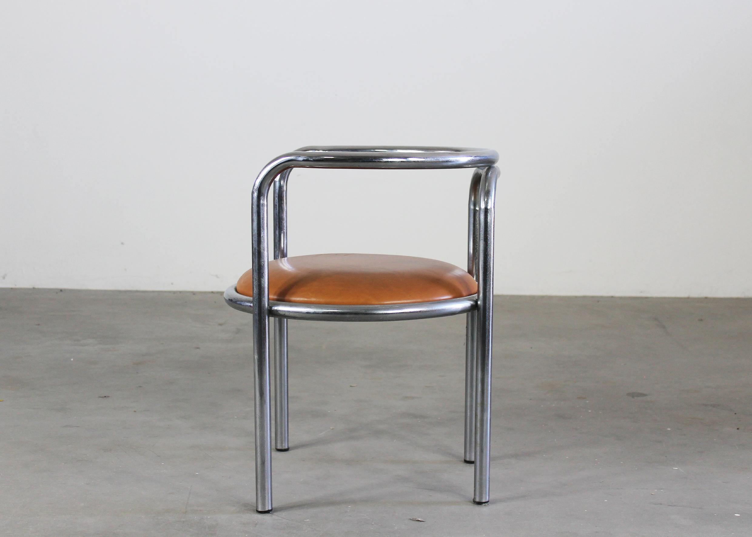 Gae Aulenti Locus Solus - Set da pranzo in acciaio e pelle di Poltronova anni '70 in vendita 5