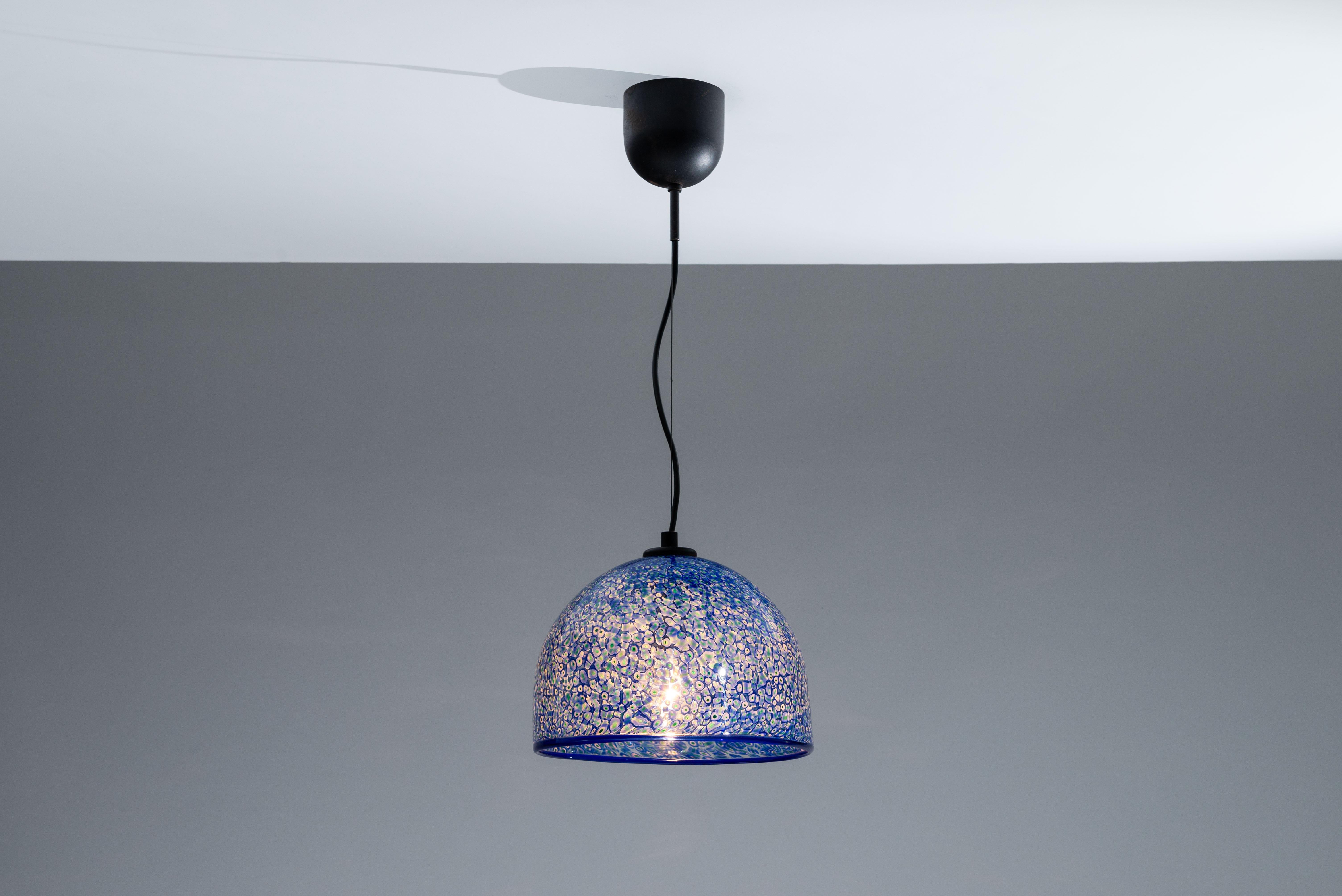 Mid-Century moderno Gae Aulenti ''Neverrino'' lampada a sospensione Vistosi Italia 1970 in vendita