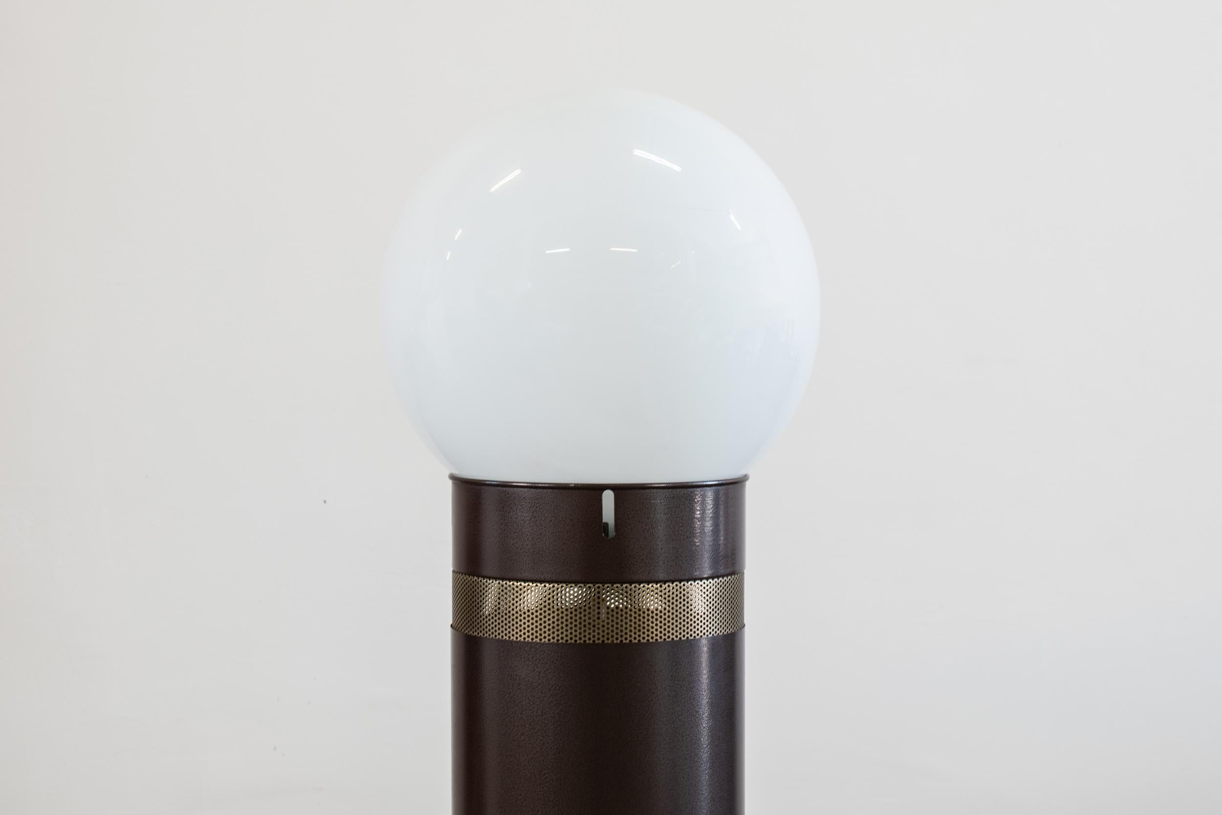 Italian Gae Aulenti Oracolo Floor Lamp in Metal and Blow Glass by Artemide 1970 Italy For Sale