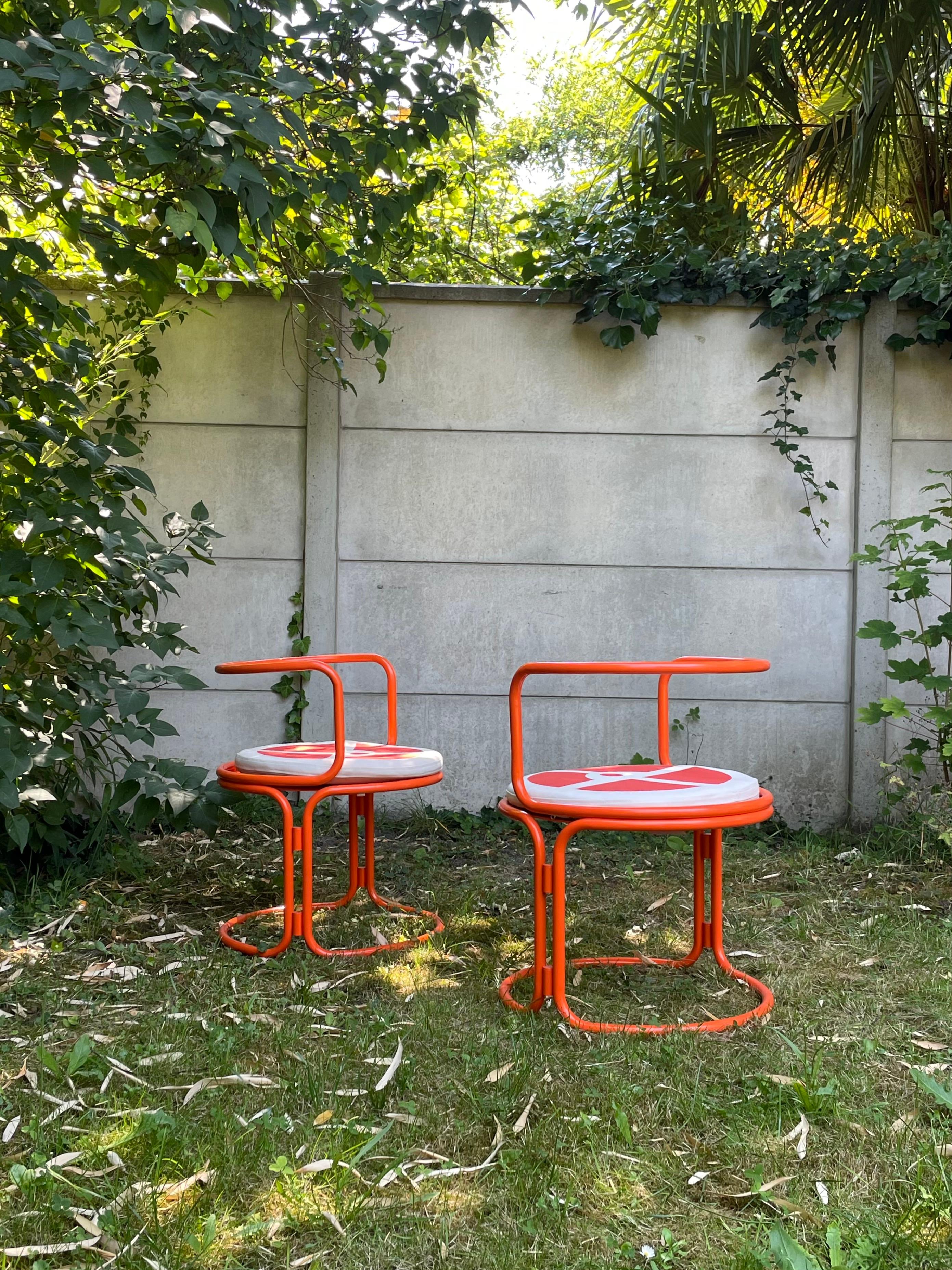 Space Age Gae Aulenti, orange lacquered steel armchairs For Sale