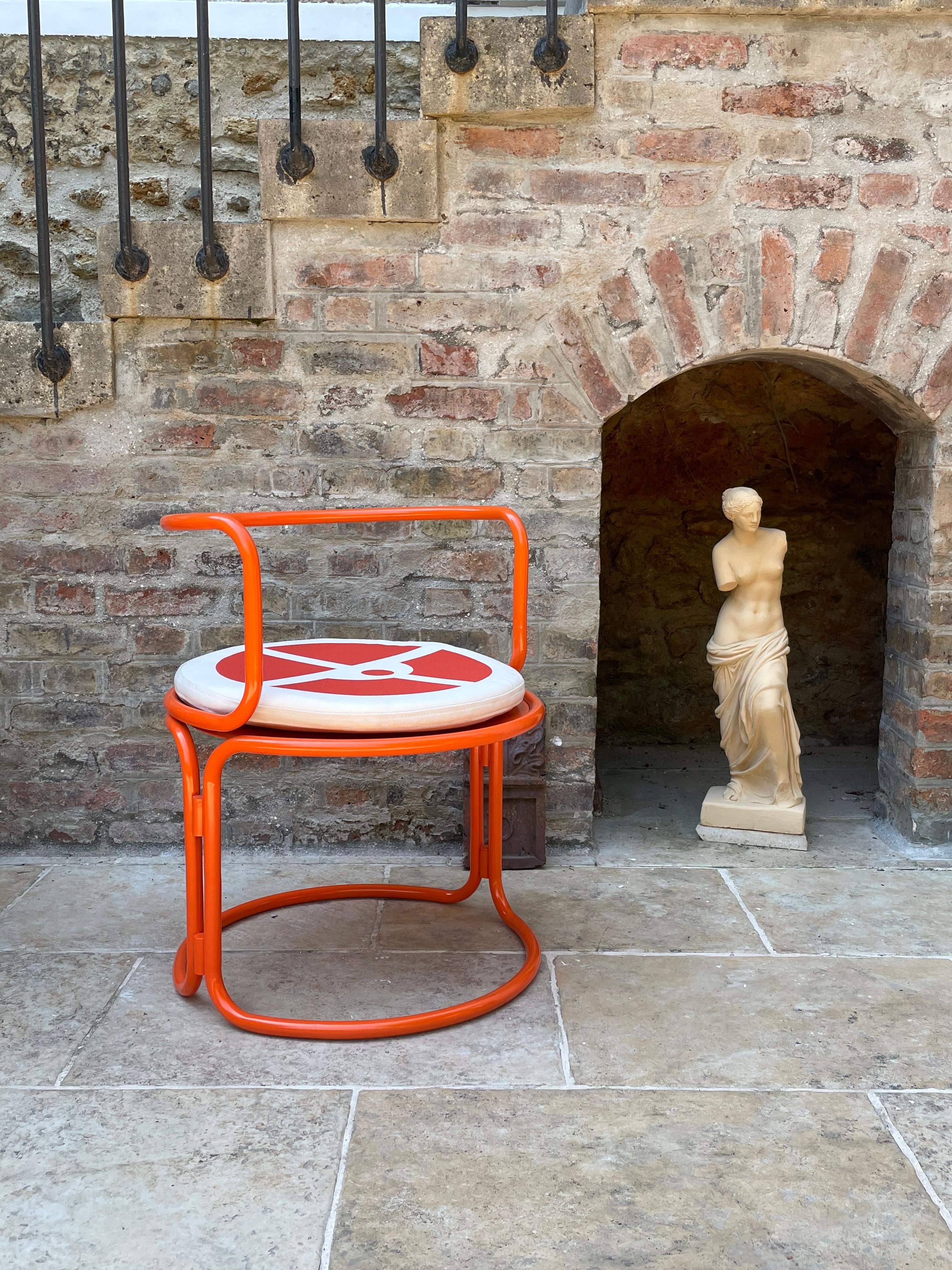 French Gae Aulenti, orange lacquered steel armchairs For Sale