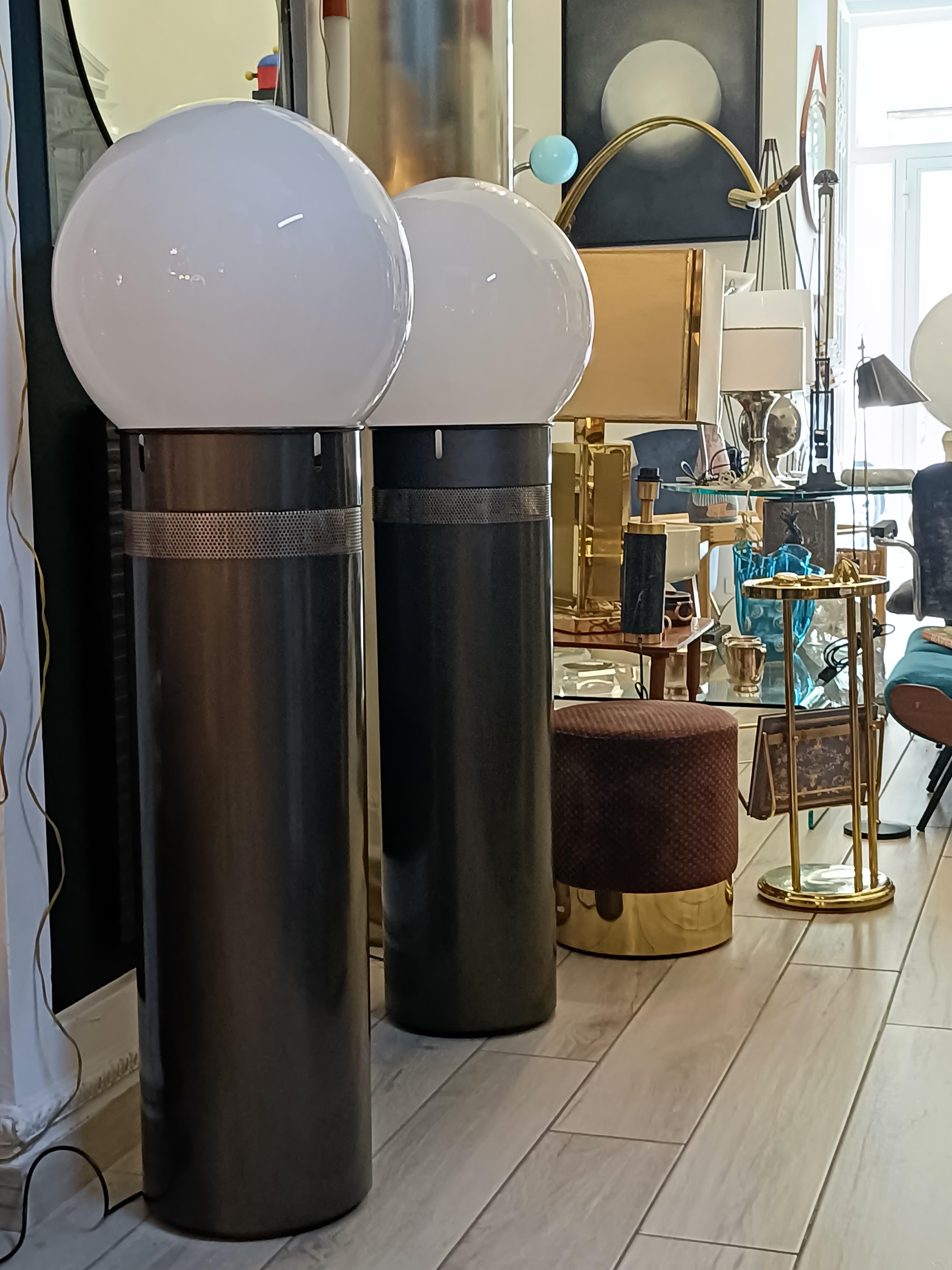 Gae Aulenti para Artemide Lámpara de pie 'Oracolo' Gris, Italia 1970s en venta 3