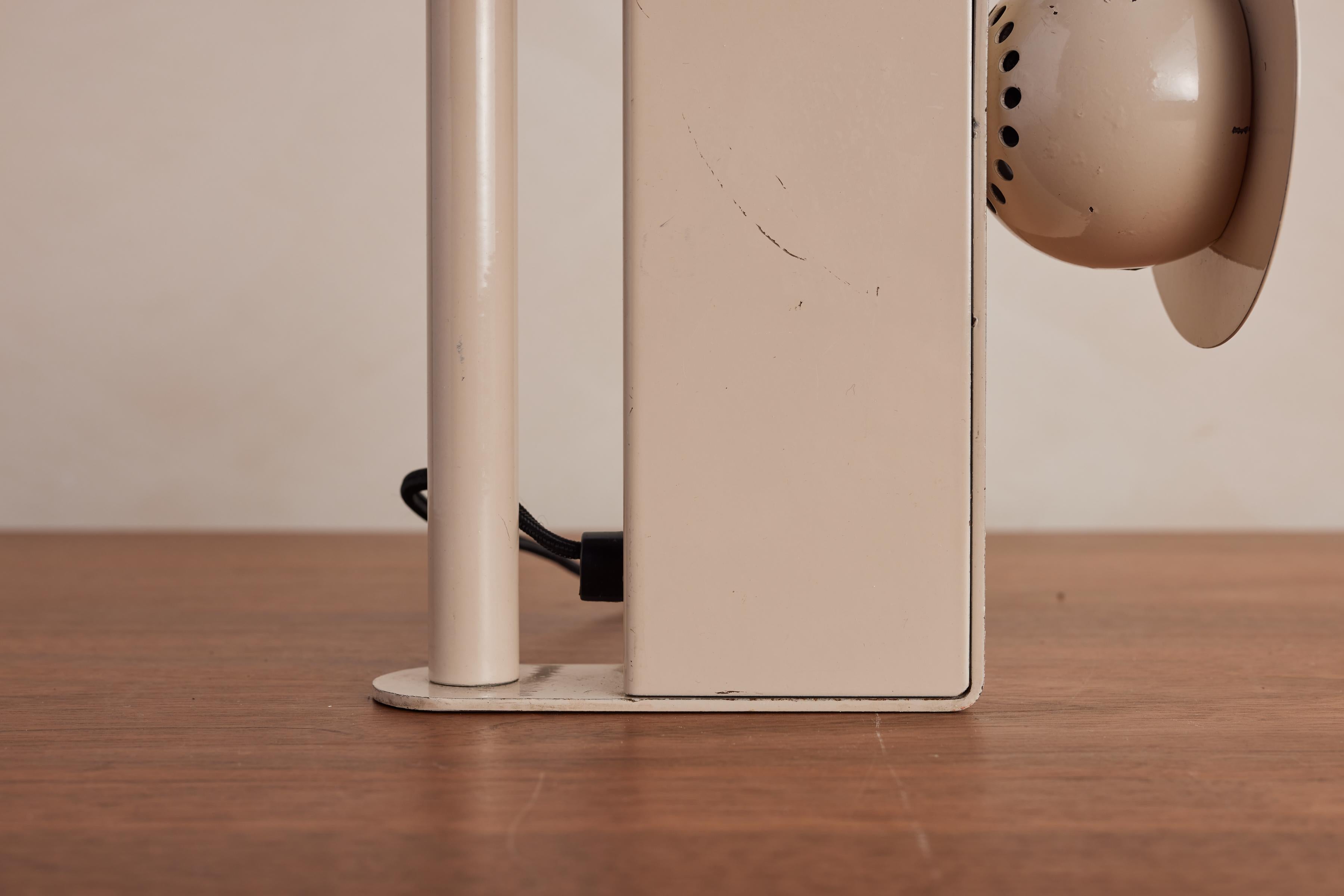 Gae Aulenti & Piero Castiglioni Lámpara de mesa Minibox en venta 8