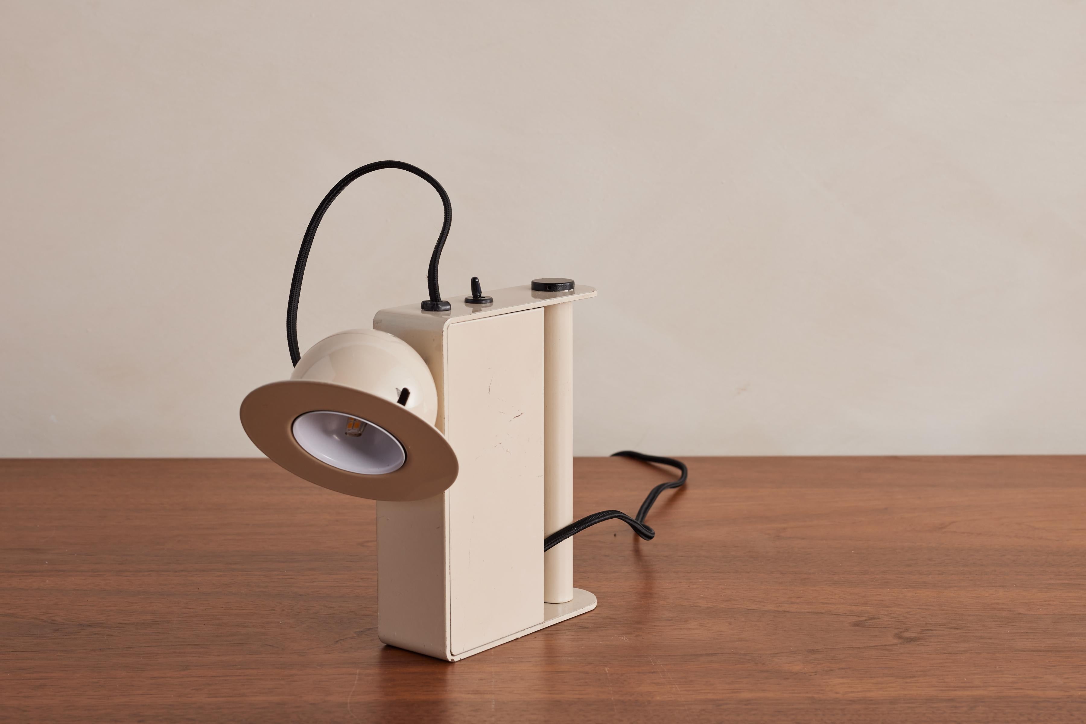 Gae Aulenti & Piero Castiglioni Lámpara de mesa Minibox Metal en venta