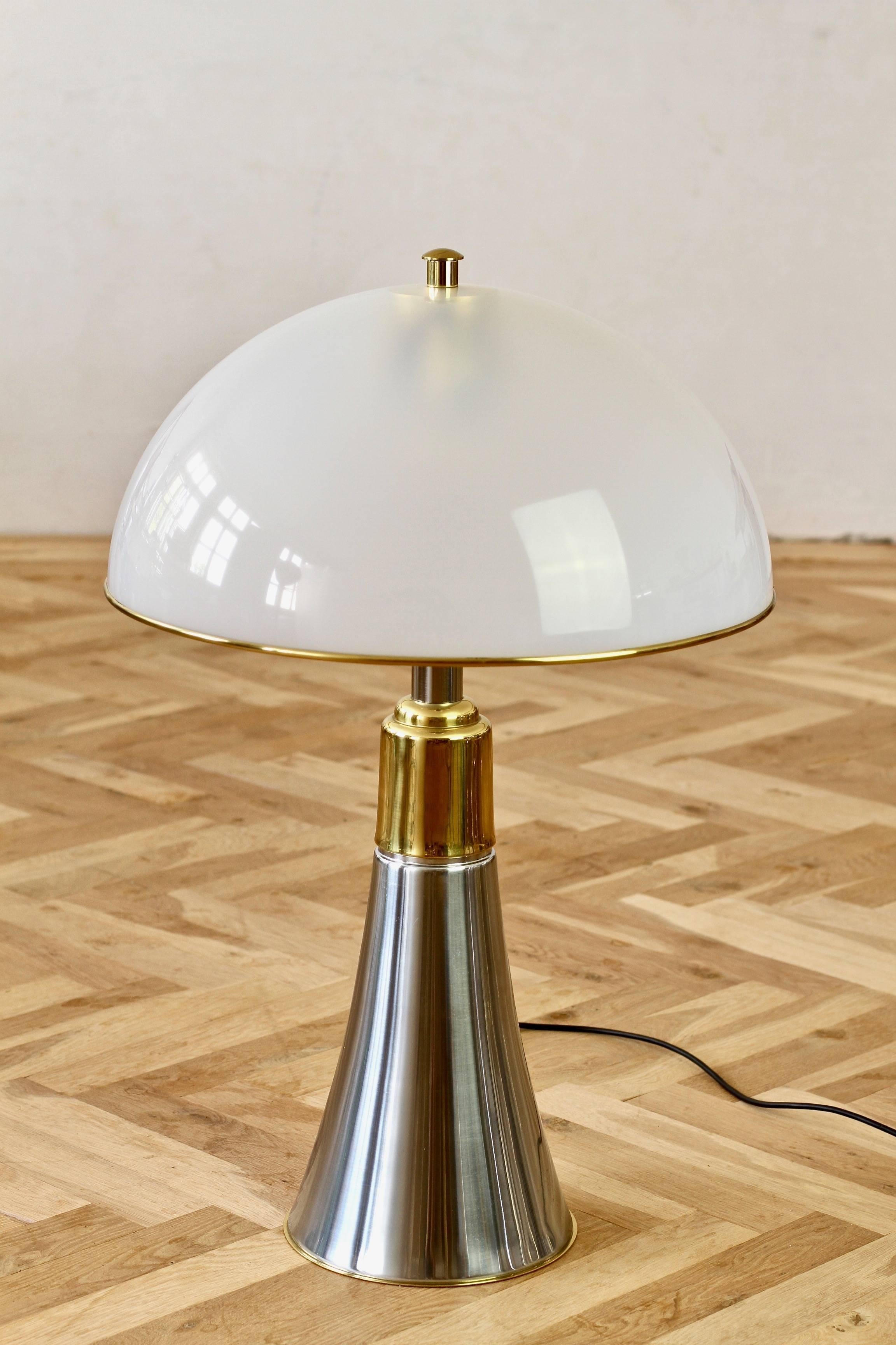 Gae Aulenti 'Pipistrello' Style Oversized Mid-Century Chrome & Brass  Floor Lamp In Good Condition In Landau an der Isar, Bayern