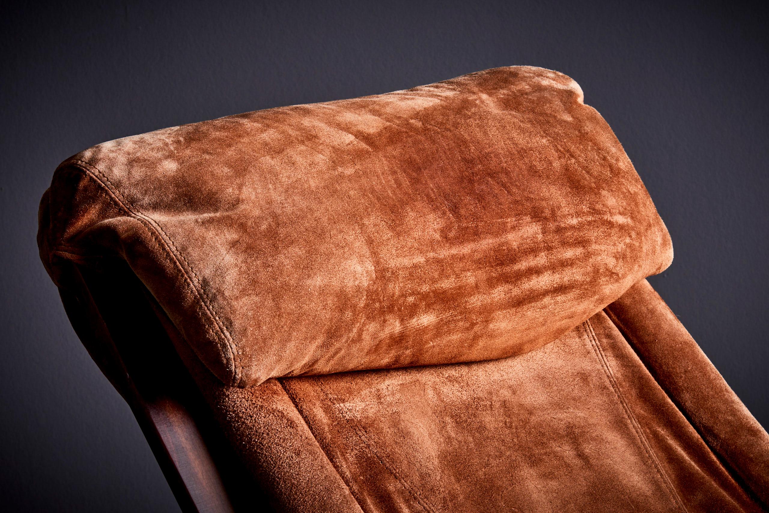 Italian Gae Aulenti Sgarsul Rocking Chair by Poltronova 1962 in suede leather