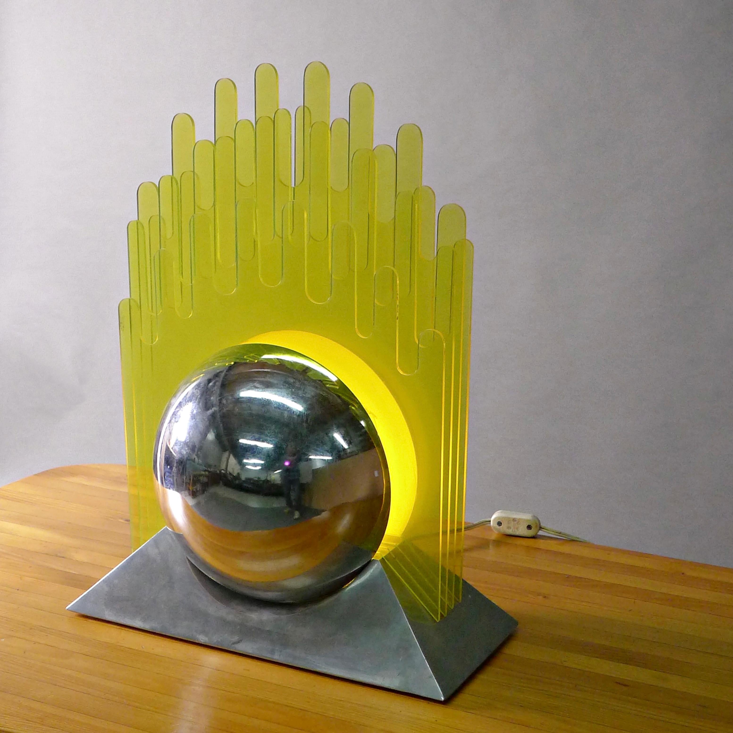Italian Gae Aulenti, Table Lamp, yellow plexiglass and chromed metal, Italy, circa 1970 For Sale