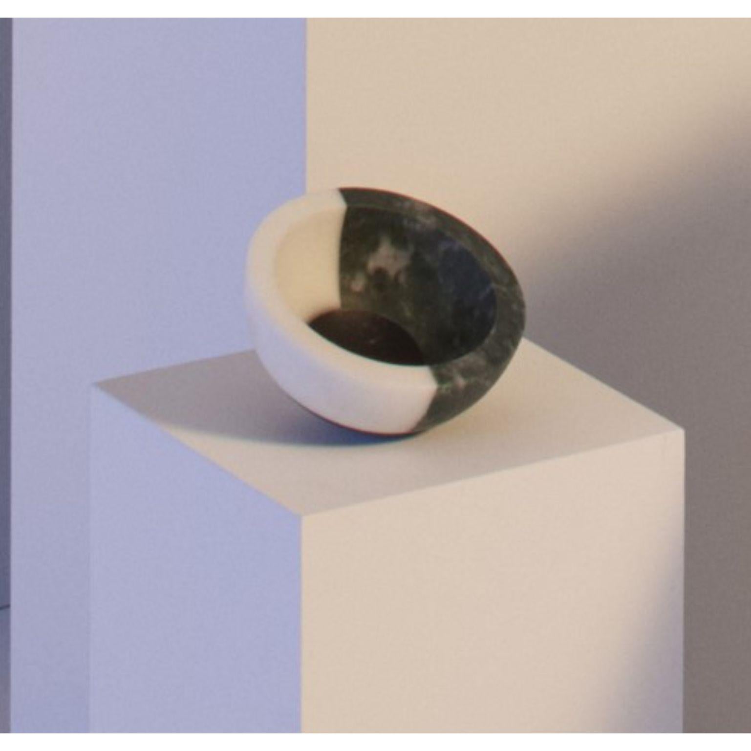 Gae small bowl by Arthur Arbesser
Masters Collection
Dimensions: 13.5 x 7 cm
Materials: Nero Marquinia, Bianco Michelangelo, Verde Guatemala

The history of design – often a synonym for project or plan – guides us through the philosophy of
