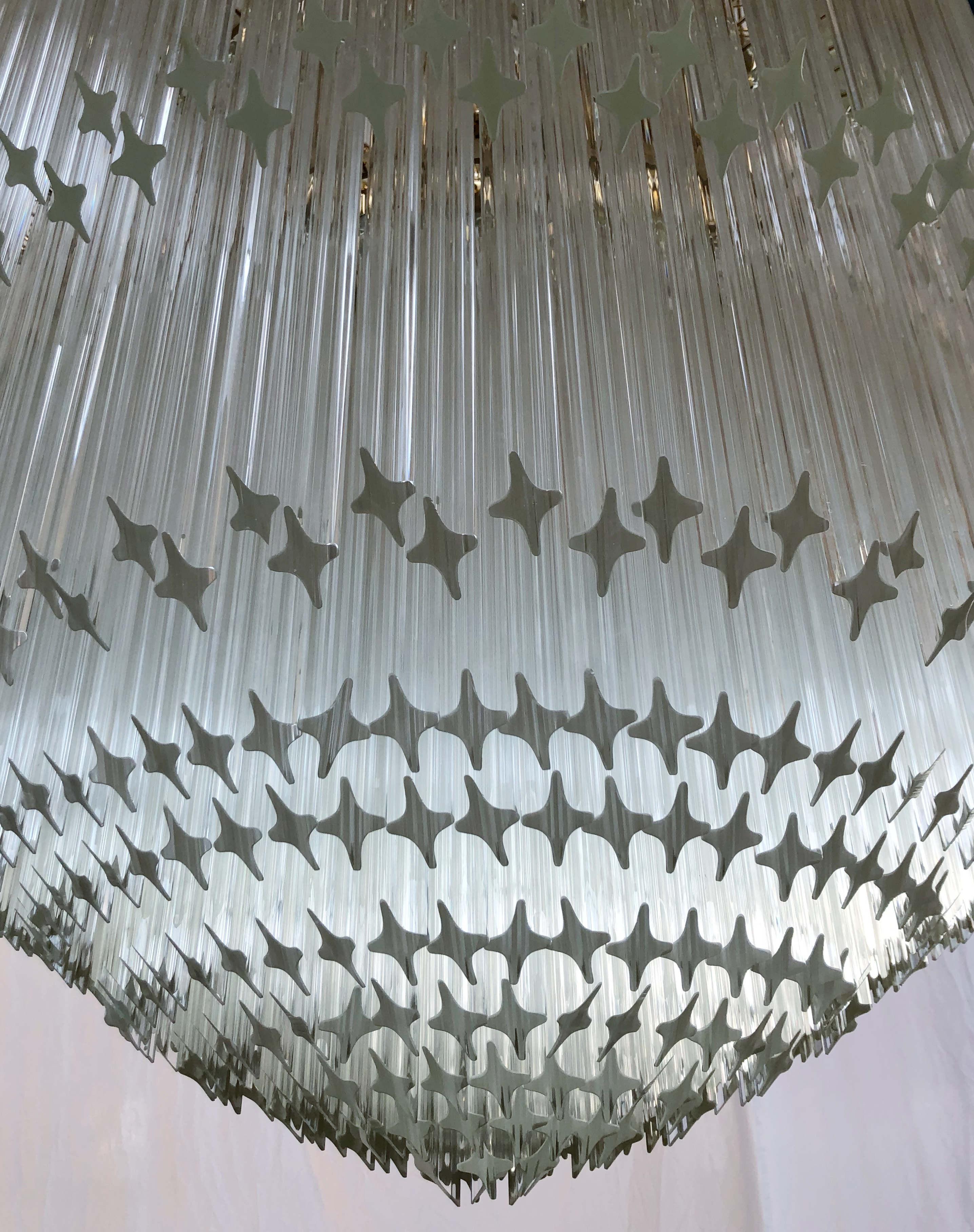 XXI secolo e contemporaneo Lampadario Gaelle di Fabio Ltd in vendita