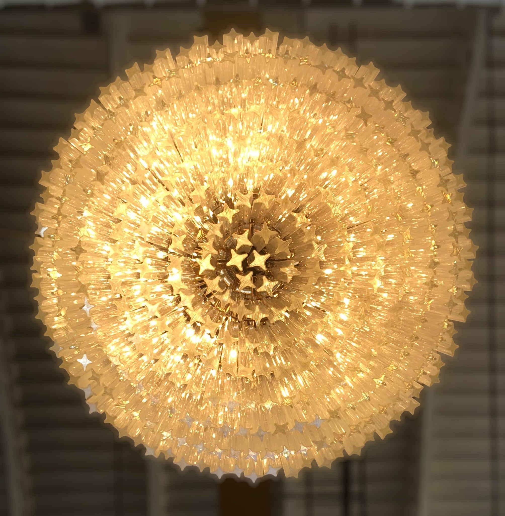 Lampadario Gaelle di Fabio Ltd in vendita 2