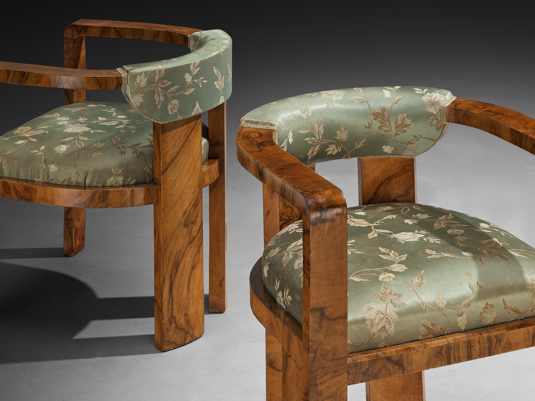 Art Déco Gaetano Borsani per Atelier Borsani Varedo Poltrone con seta colorata verde in vendita