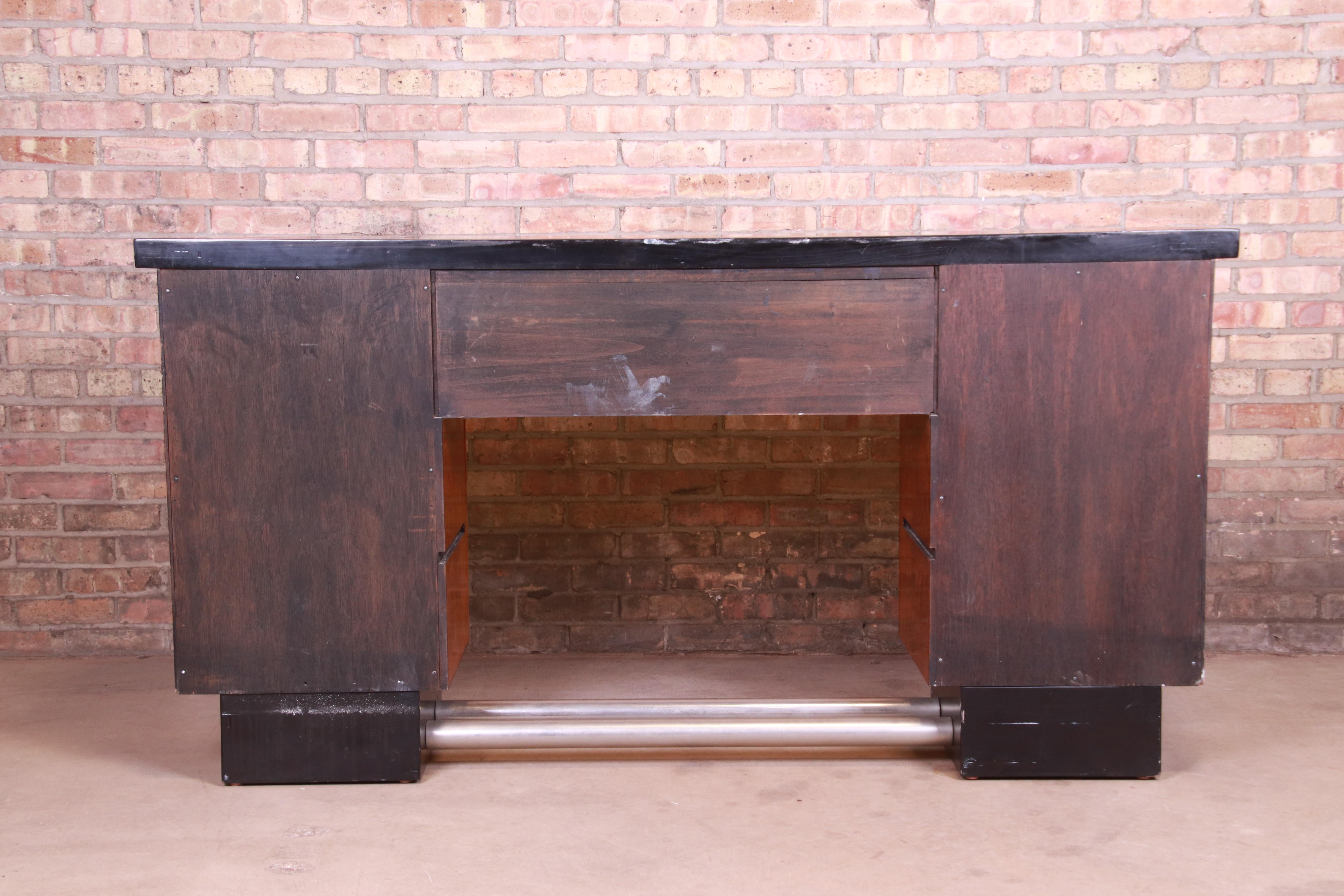 Gaetano Borsani Italian Art Deco Rosewood Sideboard or Bar Cabinet, 1930s For Sale 11