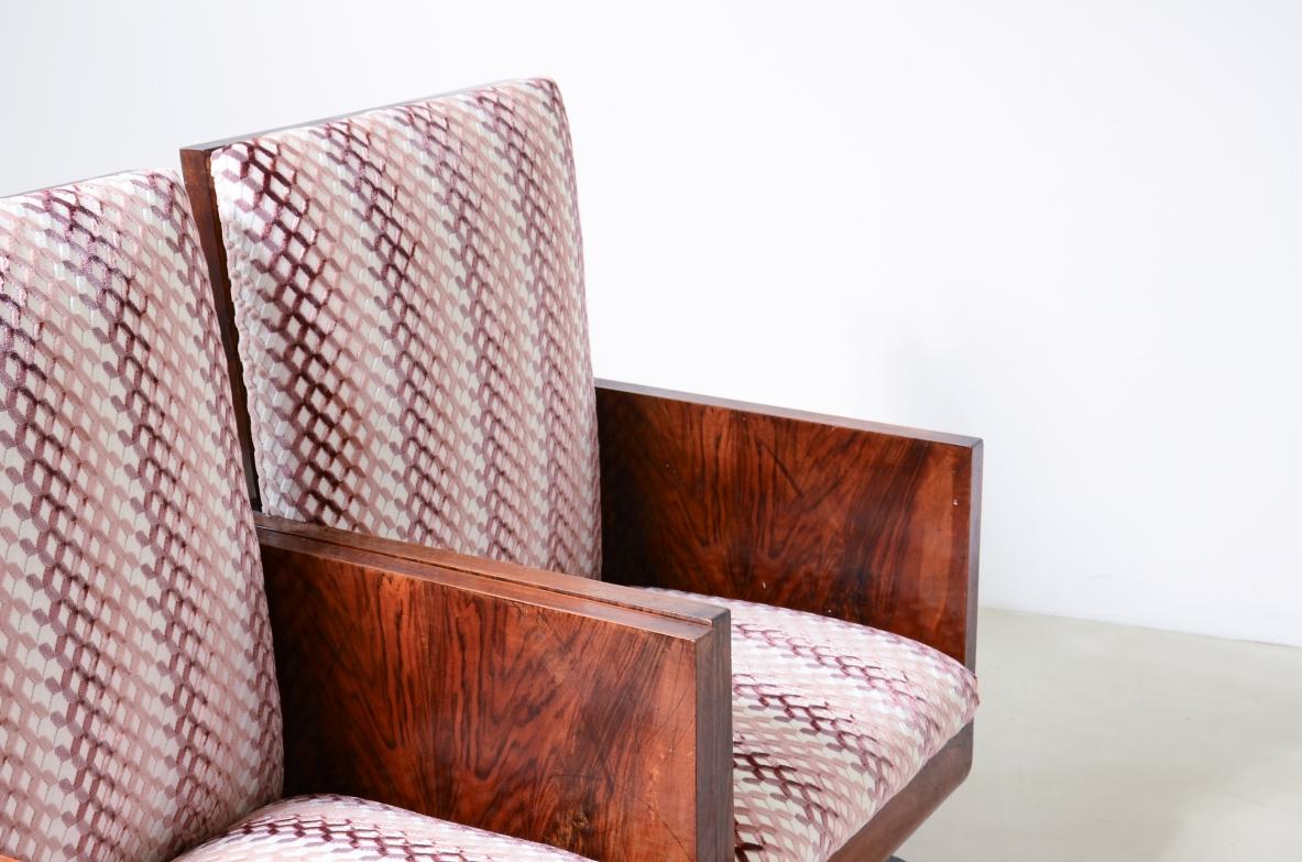 Gaetano Borsani  Pair of tub chairs in wood root and small seat In Excellent Condition For Sale In Milano, IT