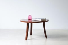 Gaetano Borsani Refined coffee table with saber-shaped legs