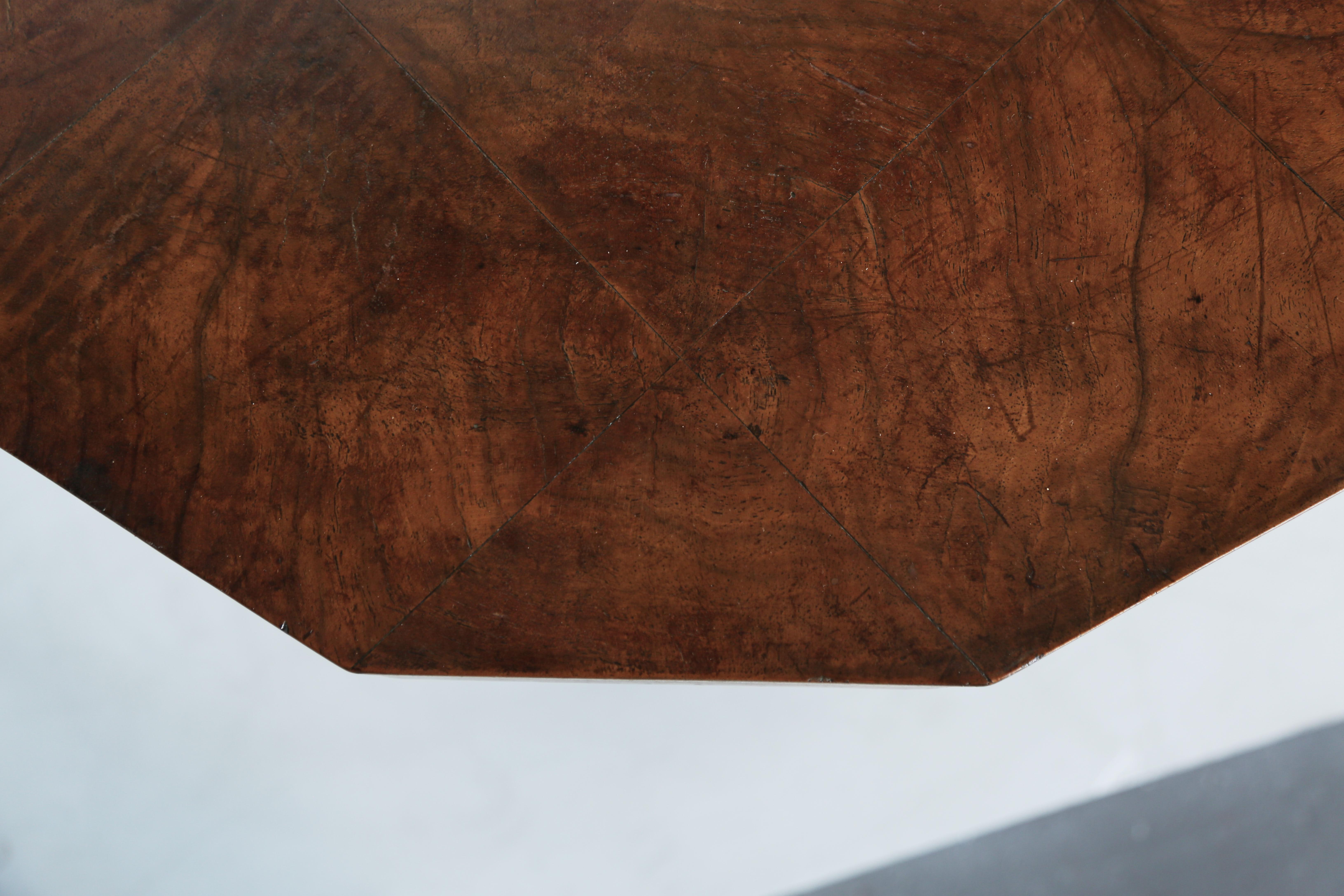 Table d'appoint Gaetano Borsani, Italie, années 1930 en vente 7