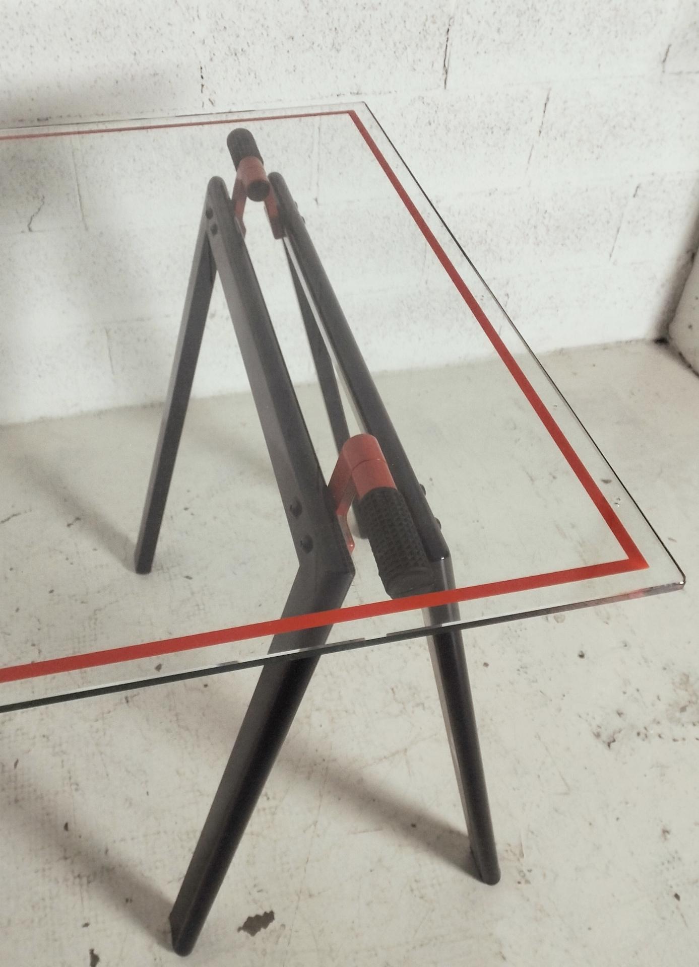 Schreibtisch aus Glas von Gaetano von Gae Aulenti für Zanotta, 70er-Jahre im Angebot 3