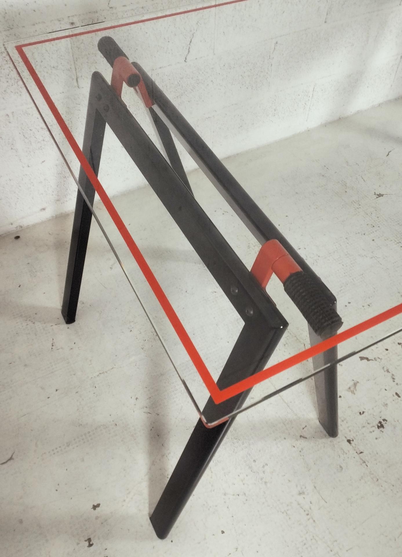 Schreibtisch aus Glas von Gaetano von Gae Aulenti für Zanotta, 70er-Jahre im Zustand „Gut“ im Angebot in Padova, IT