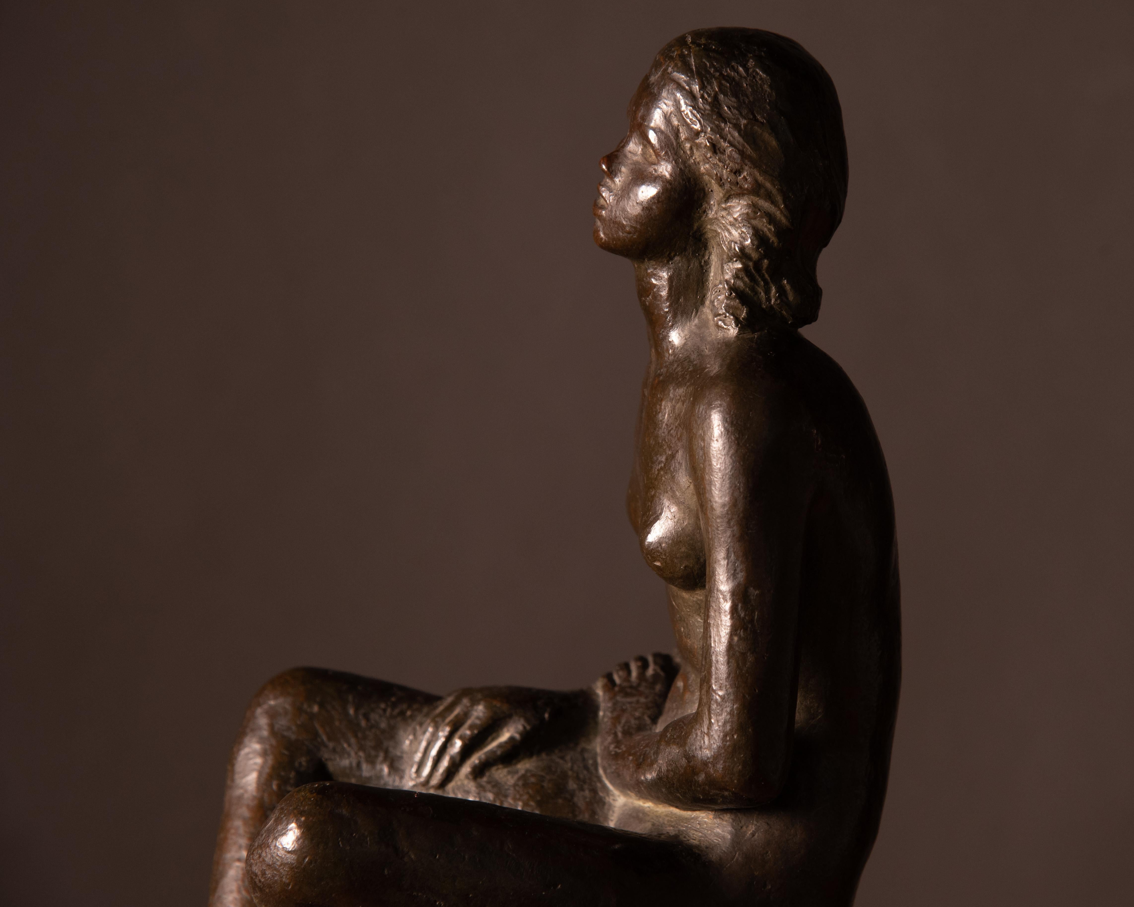 Scultura in bronzo firmata Art Decò degli anni '20, nudo di donna in vendita 3