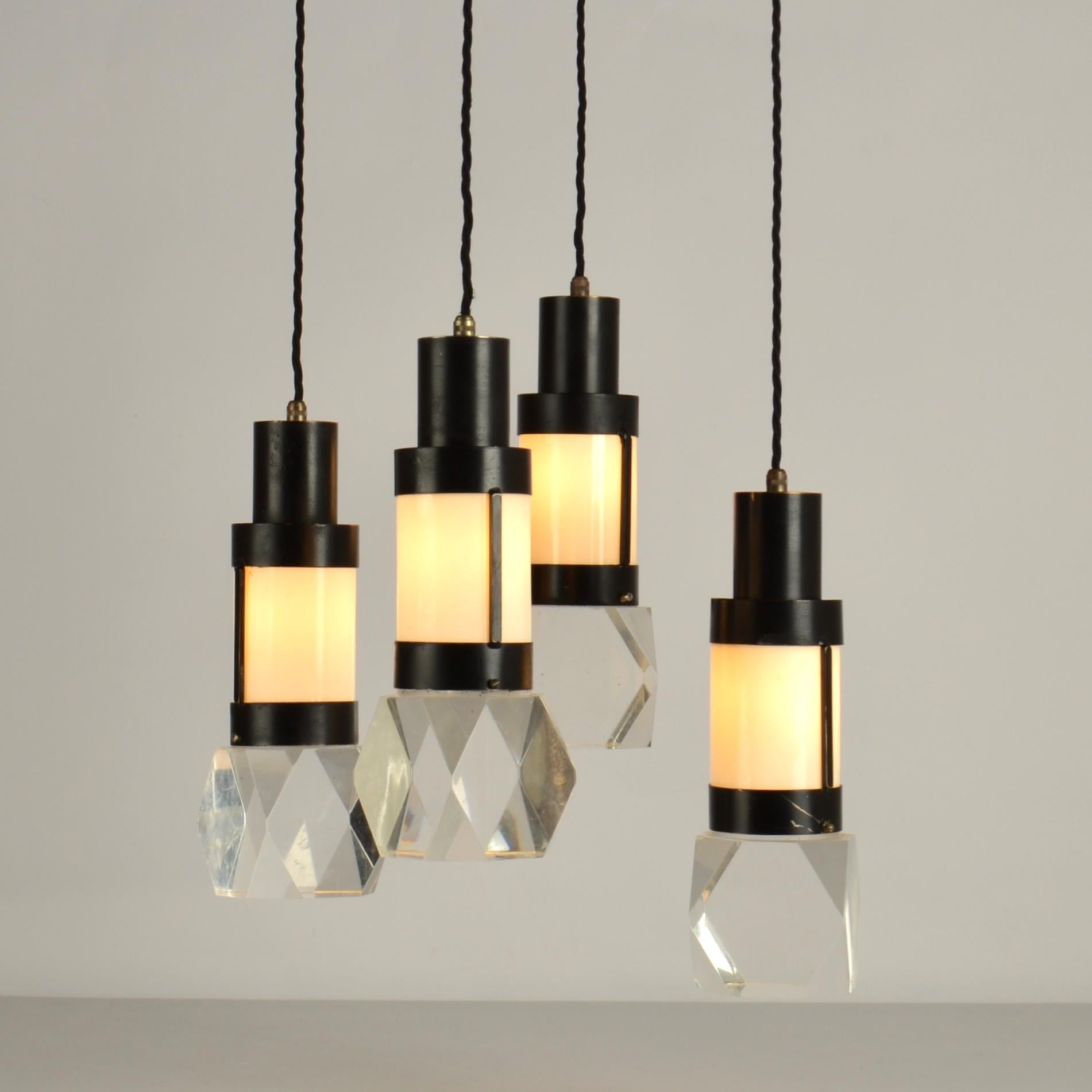 Gaetano Missaglia Chandelier with Four Pendants For Sale 1