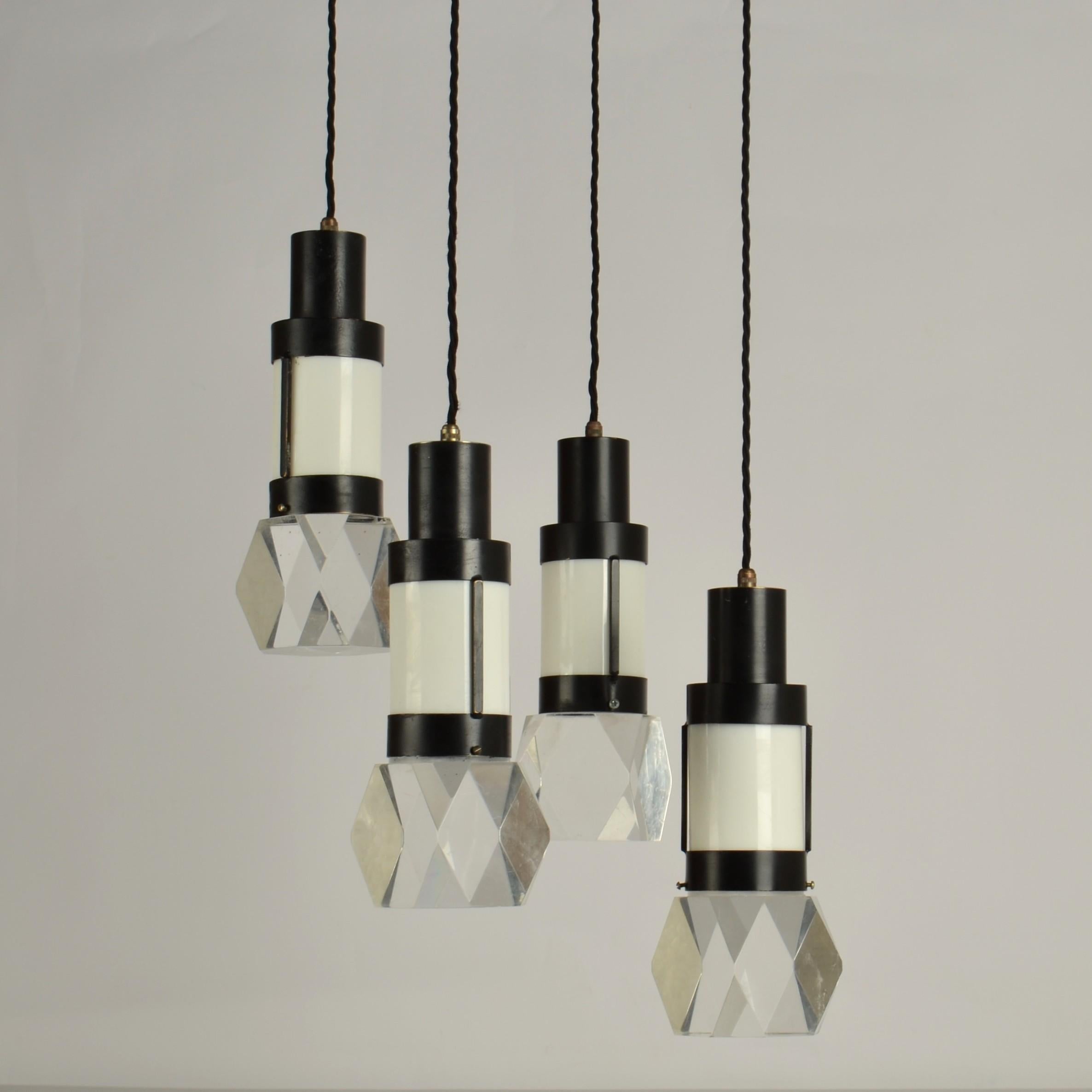 Gaetano Missaglia Chandelier with Four Pendants For Sale 2