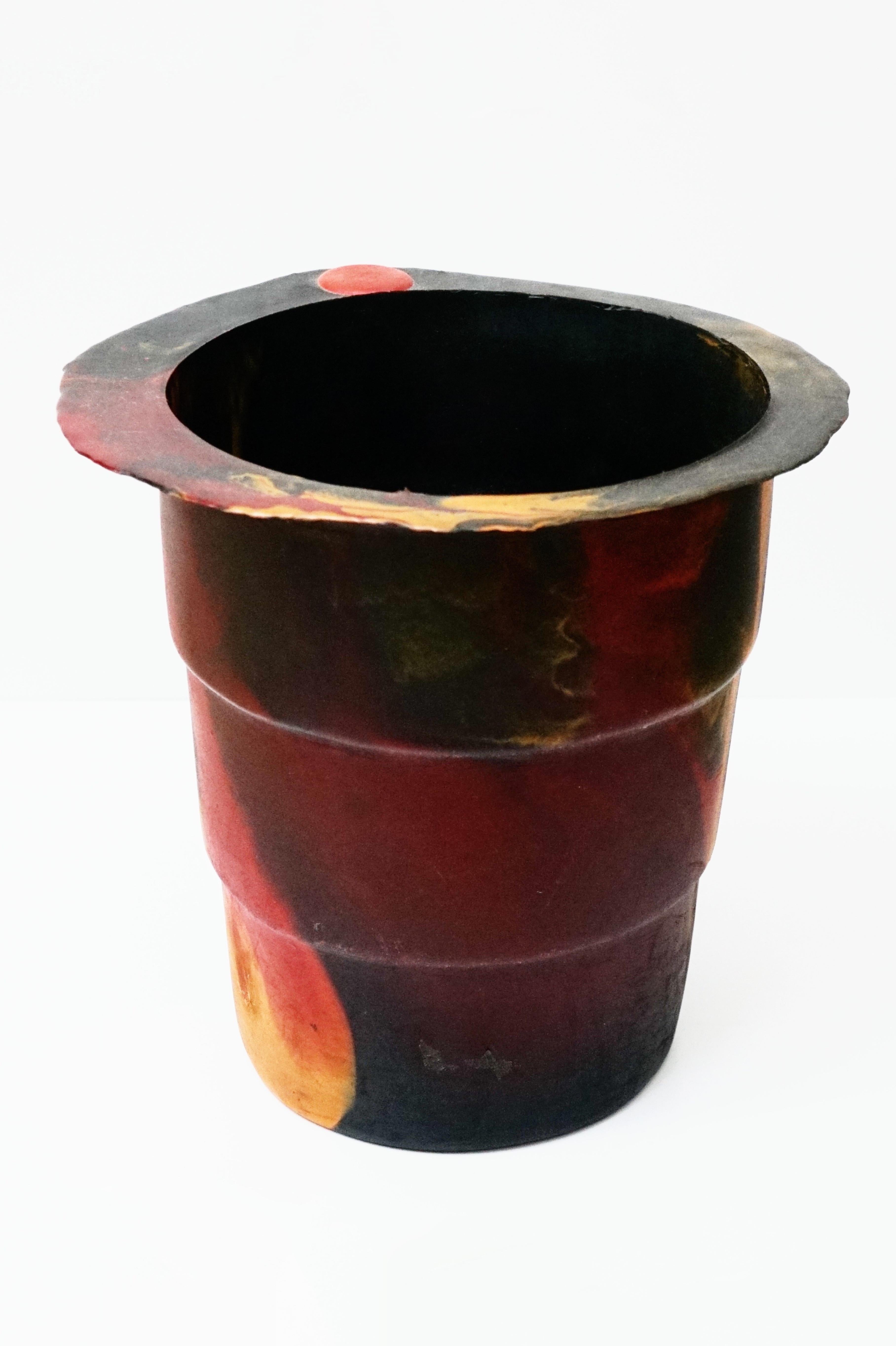 Limited edition 1990s flexible resin wine bucket by Gaetano Pesce for Fish Design, Italy.

Measures 12