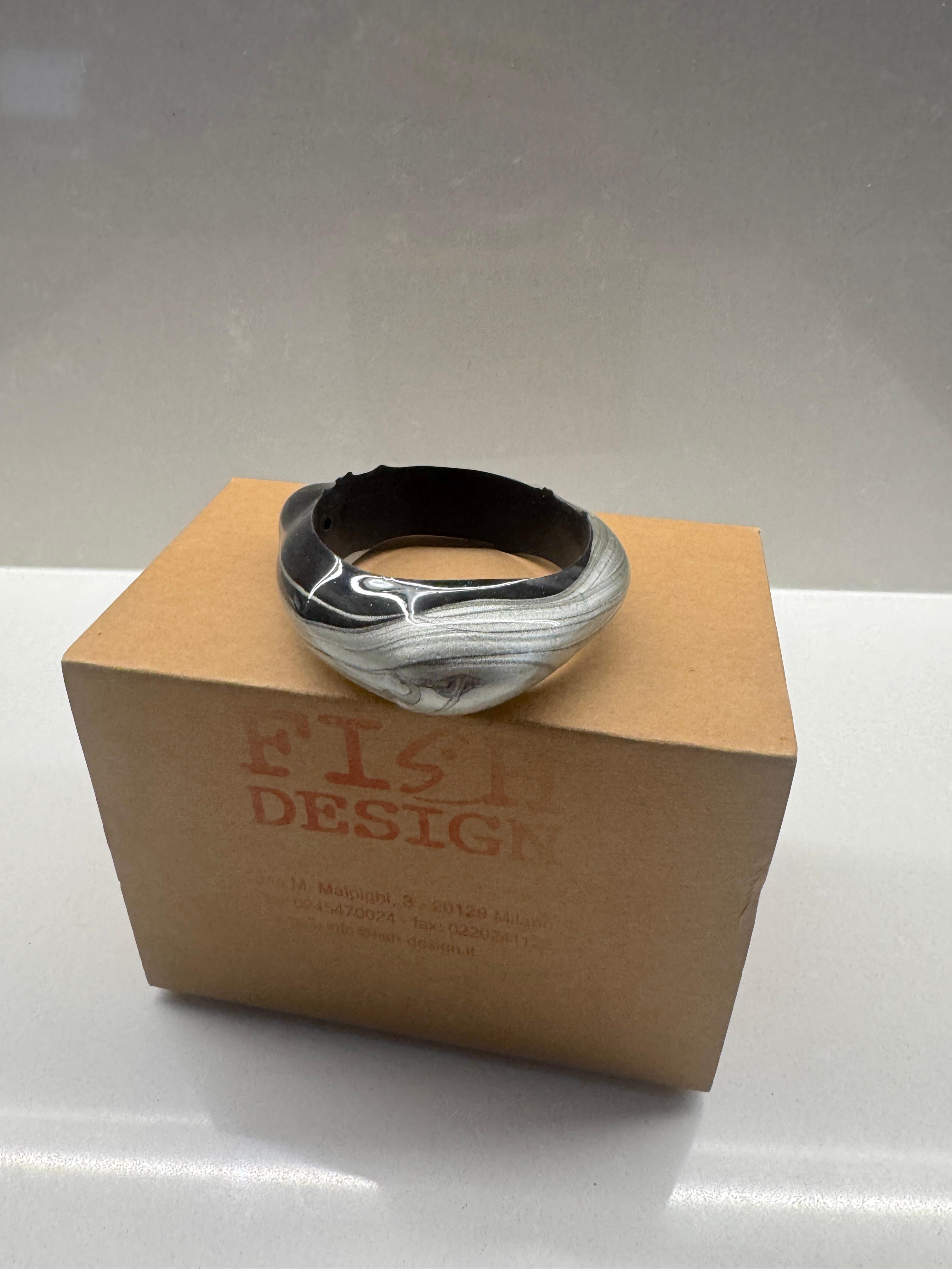 Gaetano Pesce, Armband der Serie 
