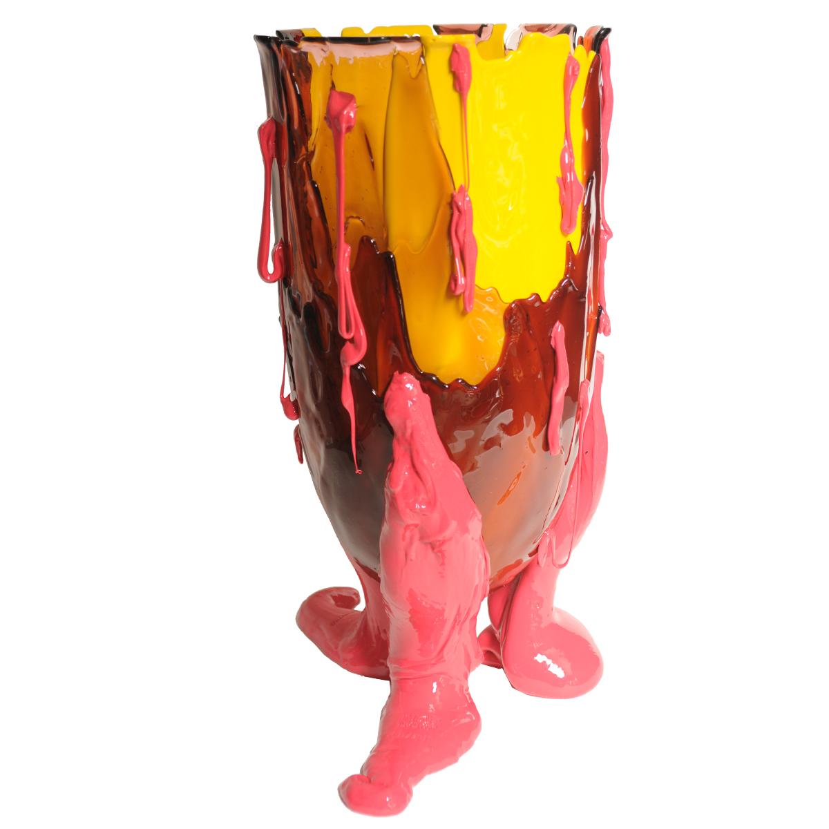 Gaetano Pesce Clear Special XL Vase Resin Yellow, Ruby, Pink, Fuchsia In New Condition For Sale In barasso, IT