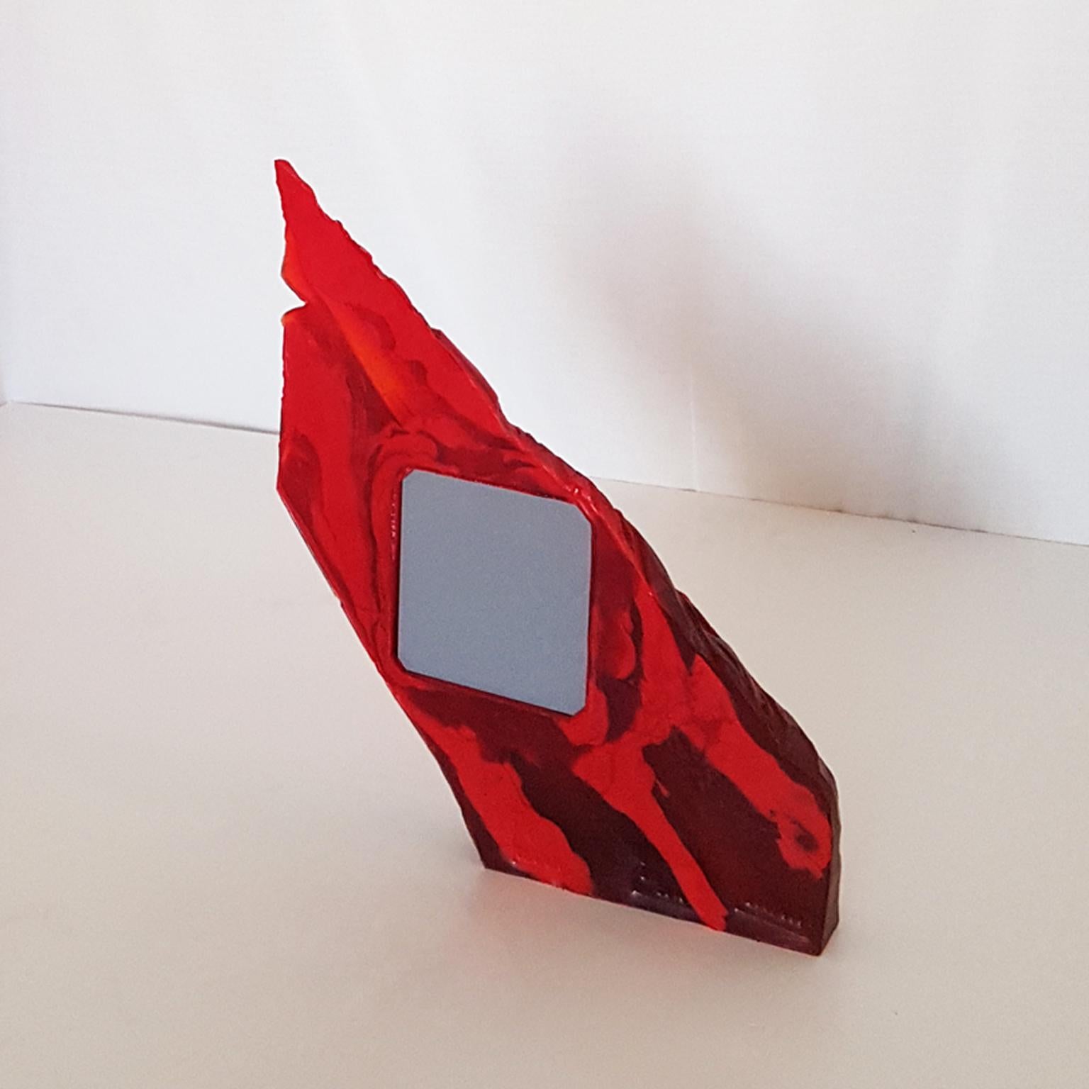 Gaetano Pesce Italian Contemporary Picture Frame in Red Resin, Limited Edition For Sale 10