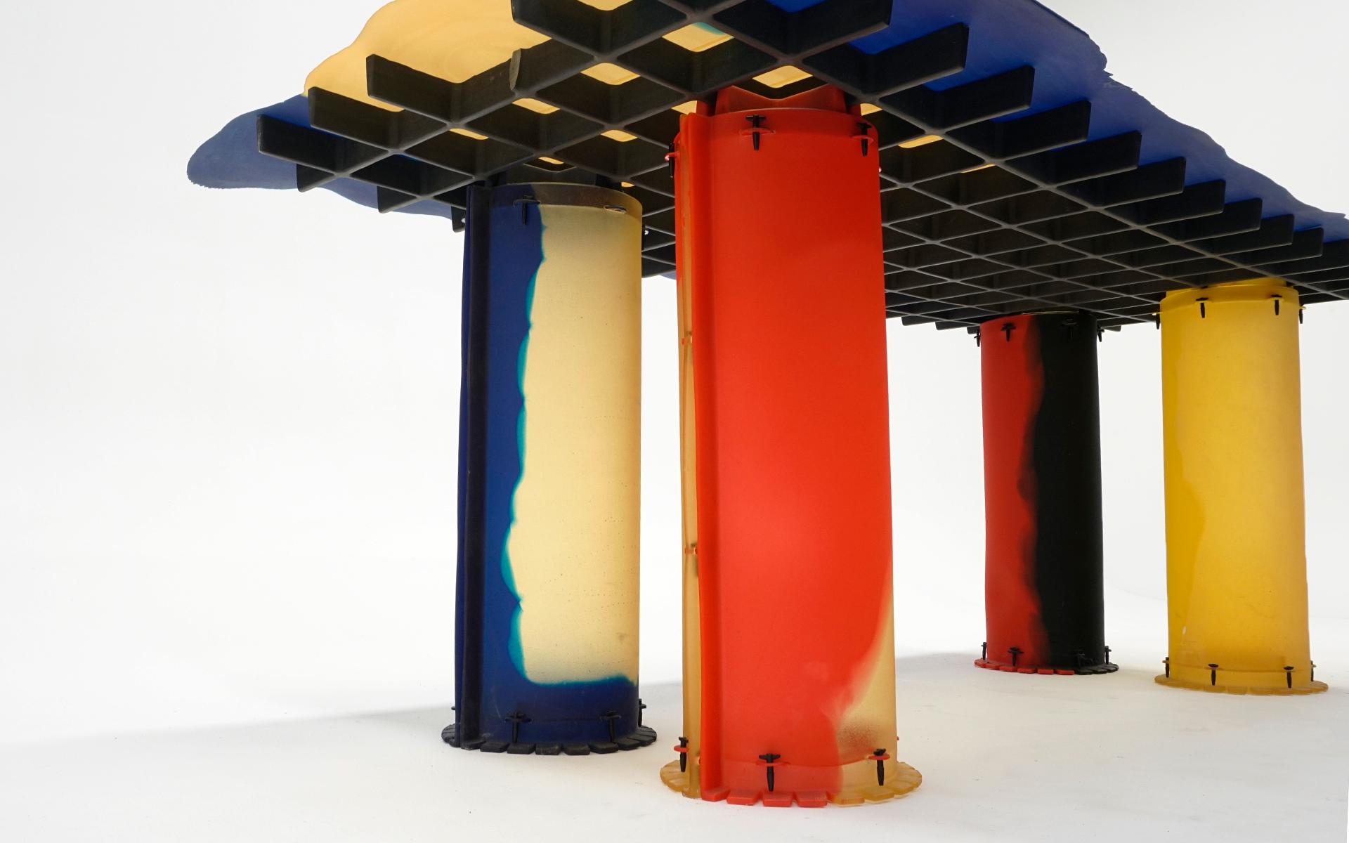 Gaetano Pesce, Nobody's Perfect Zerodesegno Dining Table, Multicolor Resin For Sale 6