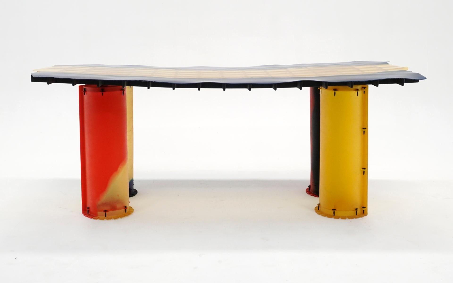 American Gaetano Pesce, Nobody's Perfect Zerodesegno Dining Table, Multicolor Resin For Sale