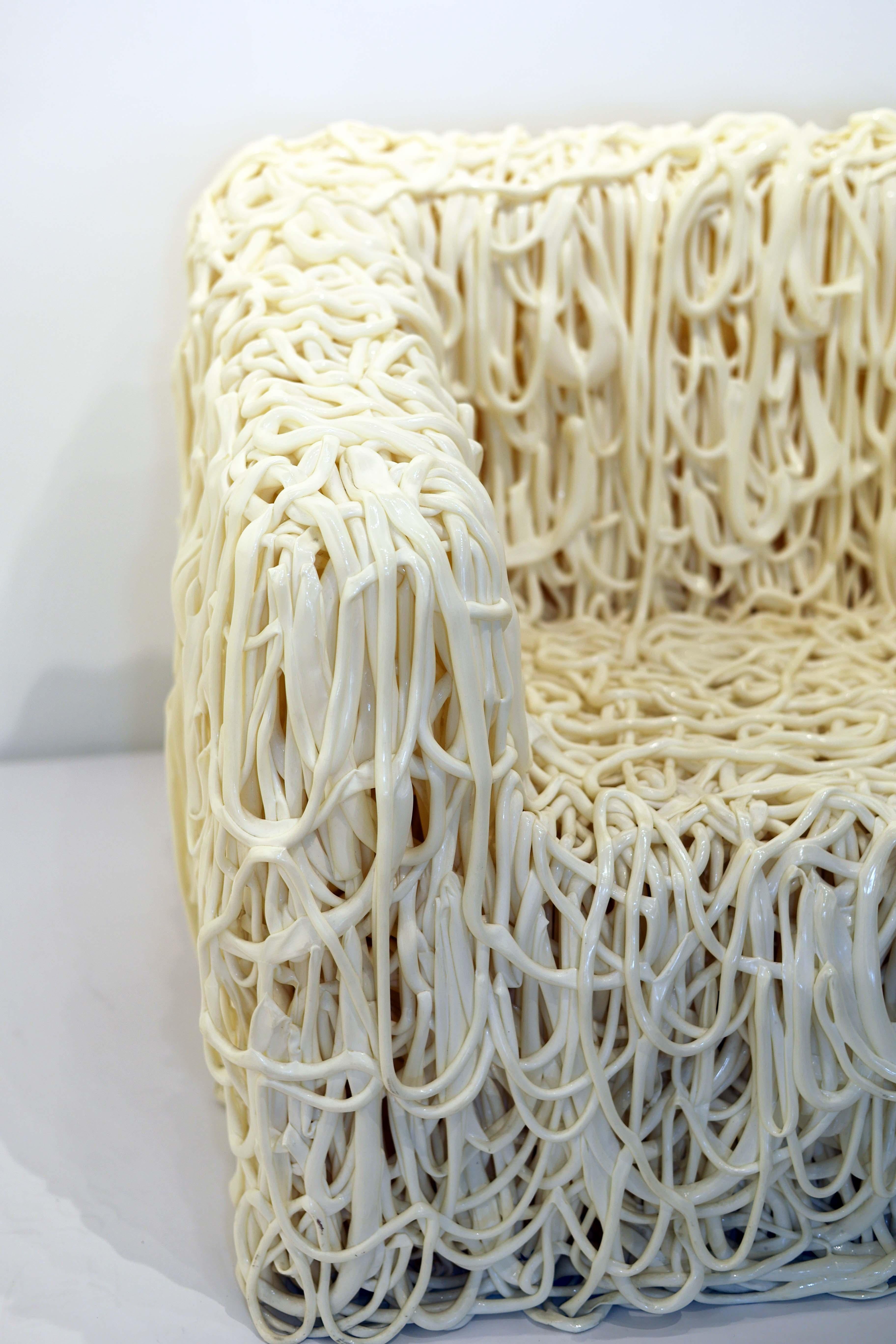 Rare design de Gaetano Pesce produit par Meritalia, Italie 2009. 
Condit en très bon état
Dimensions approximatives

Corde de polyuréthane extrudé moulée dans la forme d'une chaise. Chaque chaise est une œuvre d'art unique. Cet exemplaire est d'un