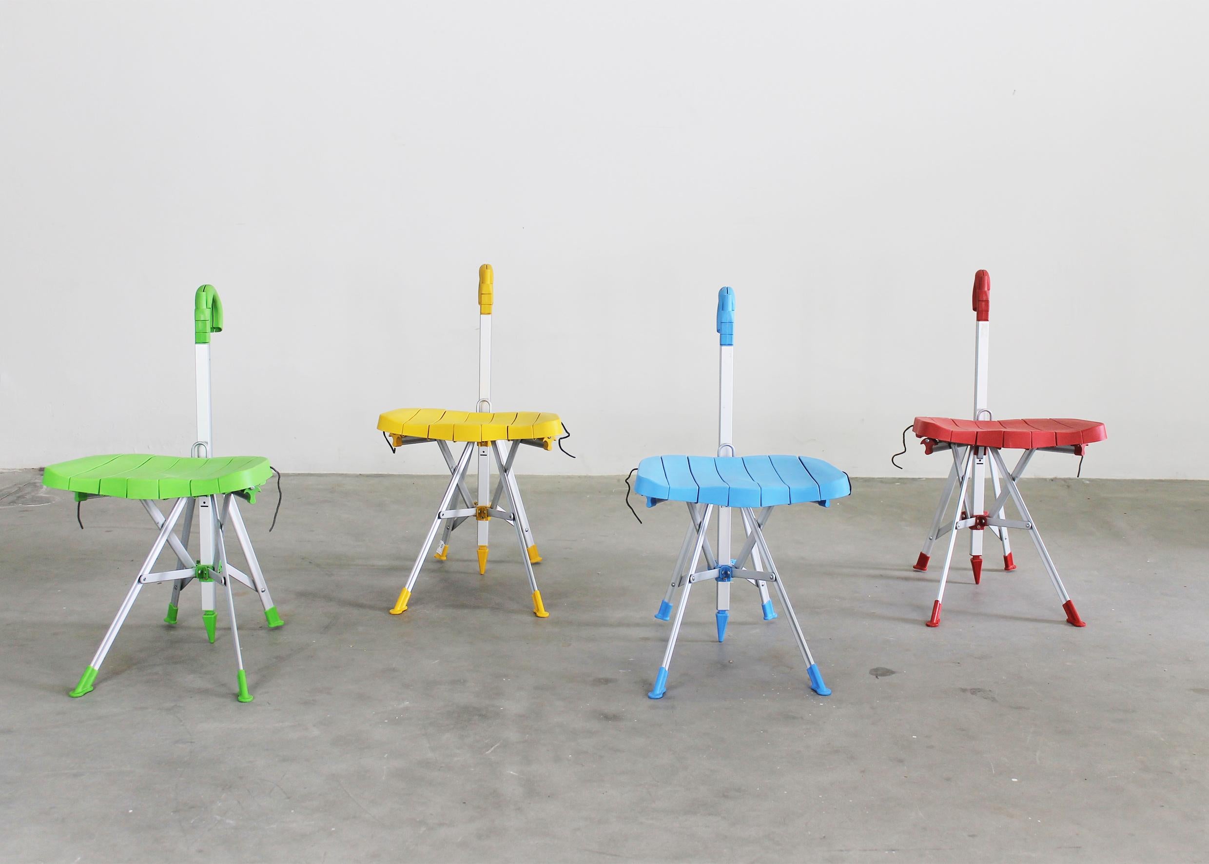 Moderno Gaetano Pesce Set di quattro sedie a ombrello multicolore di Zerodisegno anni '90 in vendita