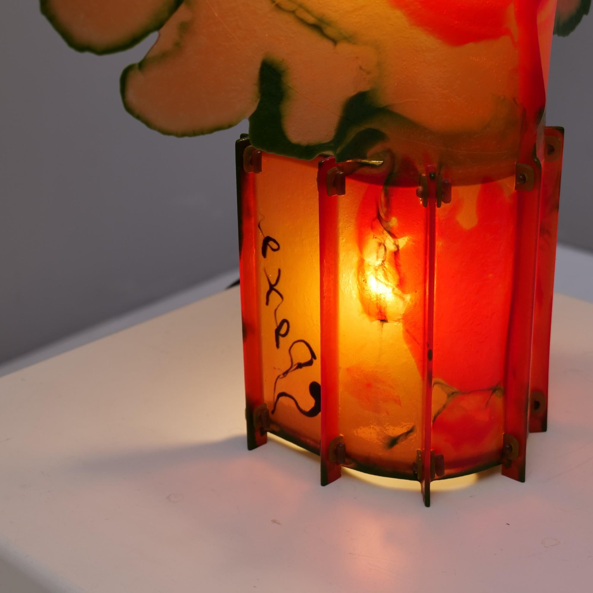 Resina Gaetano Pesce - some of us lamp by Open Sky - signed & dated in vendita