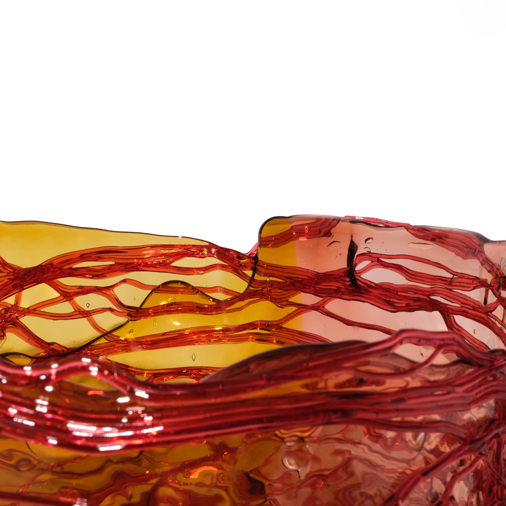 Spaghetti extra colour vase, clear pink, amber and fuchsia
Vase in soft resin designed by Gaetano Pesce in 1995 for Fish Design collection.

Measures: XL Ø 30cm x H 56cm
Colour: Clear clear pink, amber and fuchsia
Material: RESIN
Vase in soft resin