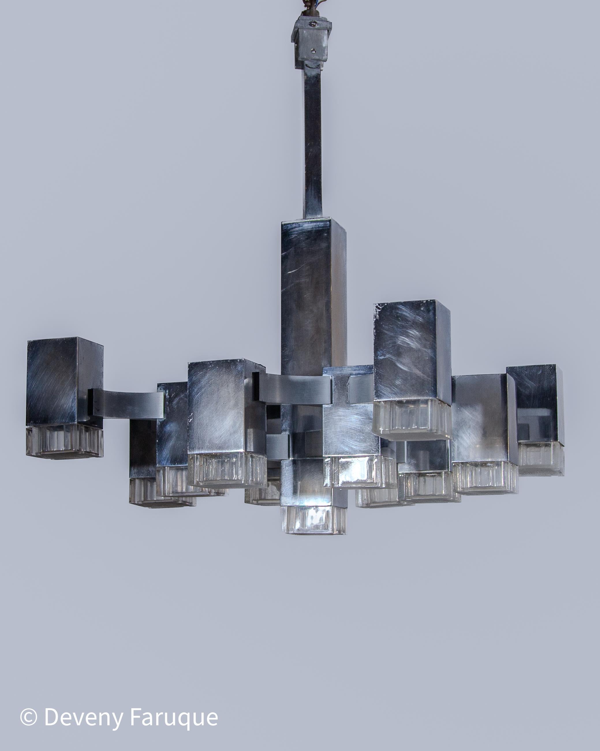 Milieu du XXe siècle Gaetano Sciolari Lustre à 13 Lights Cubic Chrome, Italie. en vente