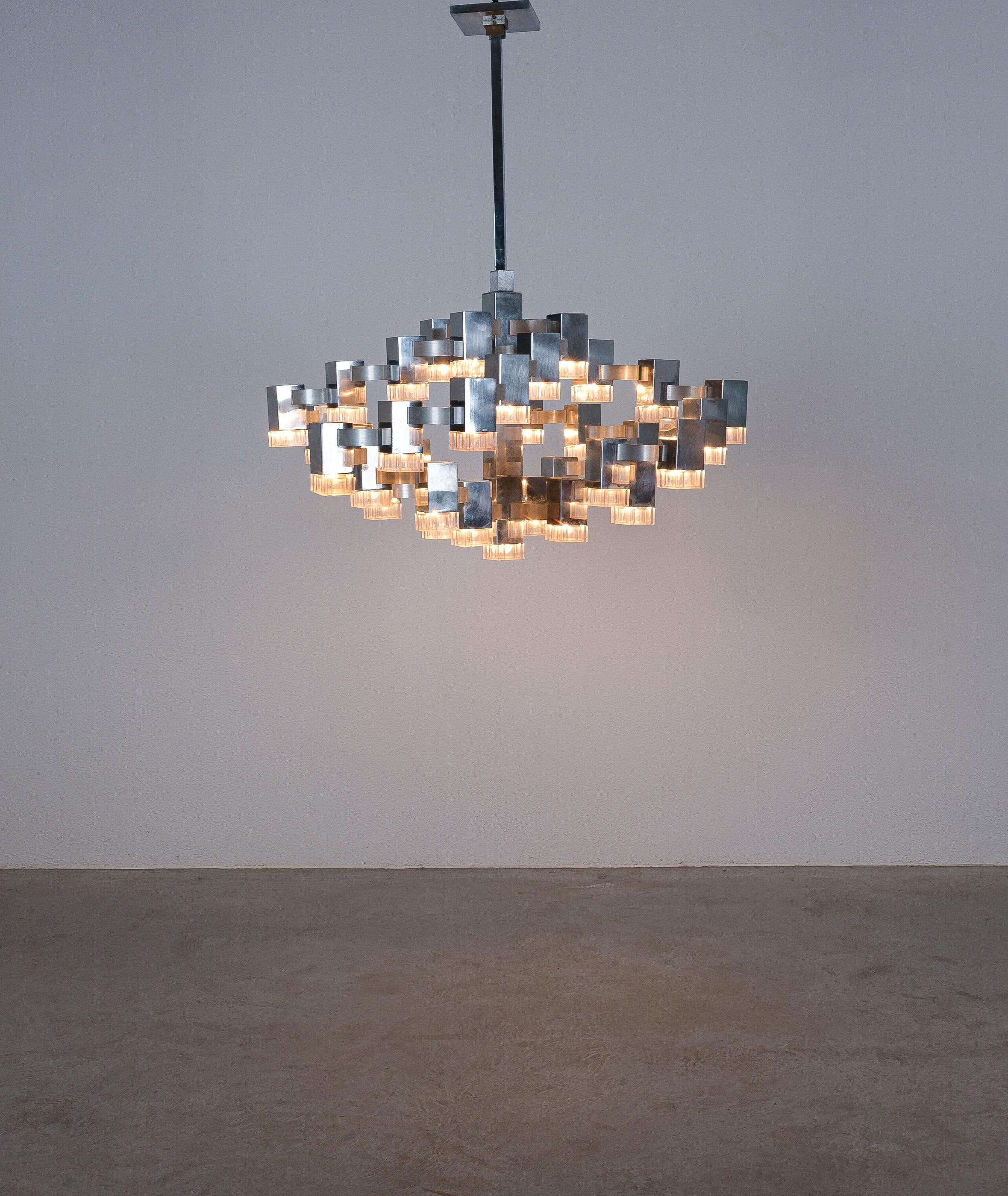 Gaetano Sciolari 28 Lights Cubic Chrome Chandelier, Italy, Mid-Century Modern 12