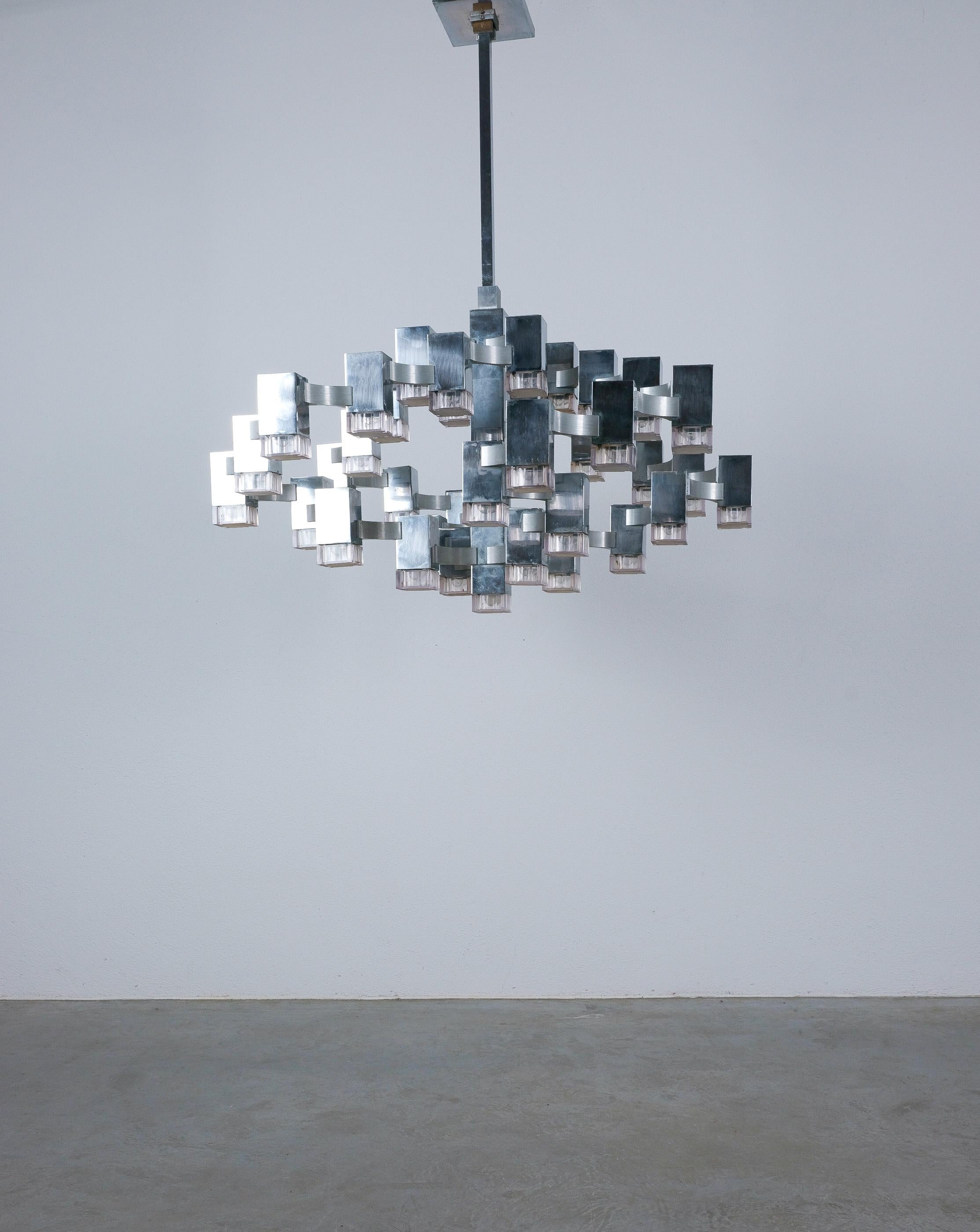 Gaetano Sciolari 28 Lights Cubic Chrome Chandelier, Italy, Mid-Century Modern 2